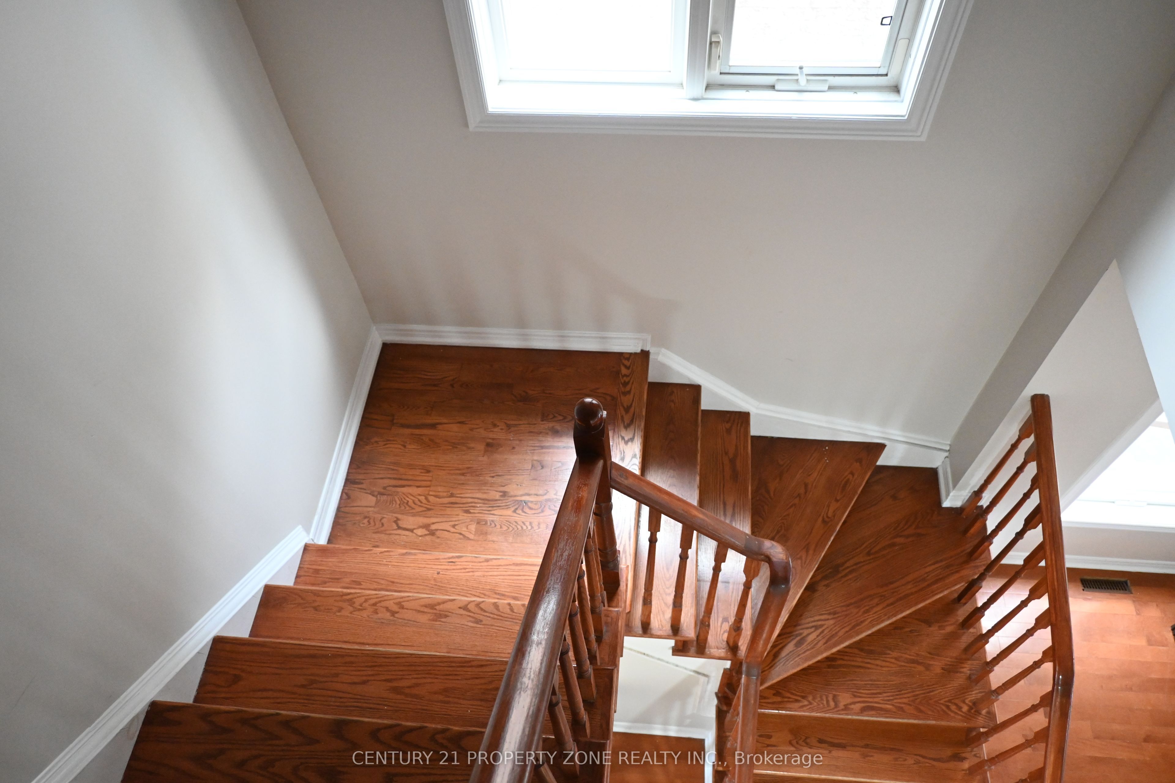 MLS #W12482400 image #4