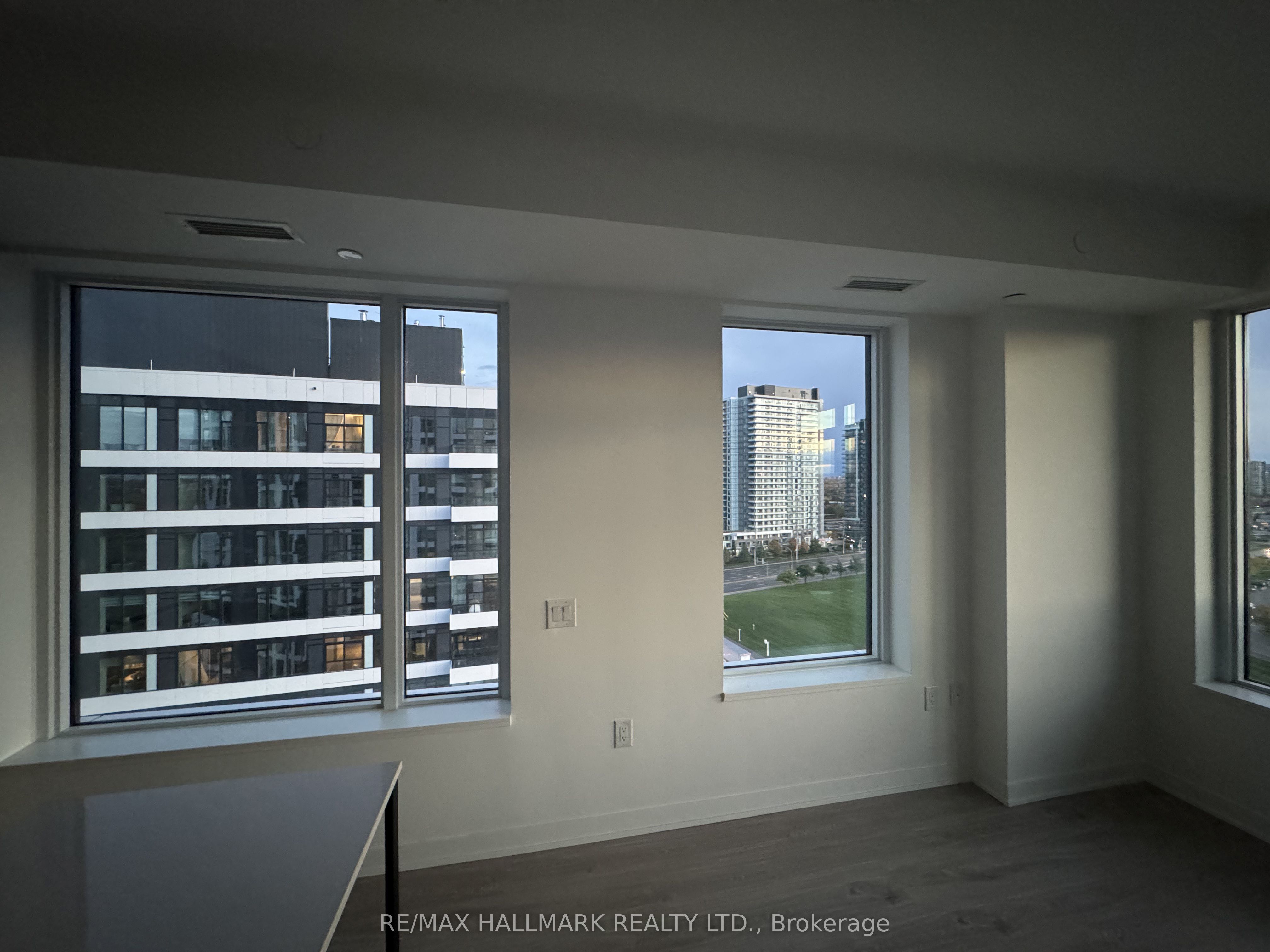 MLS #W12482455 image #17