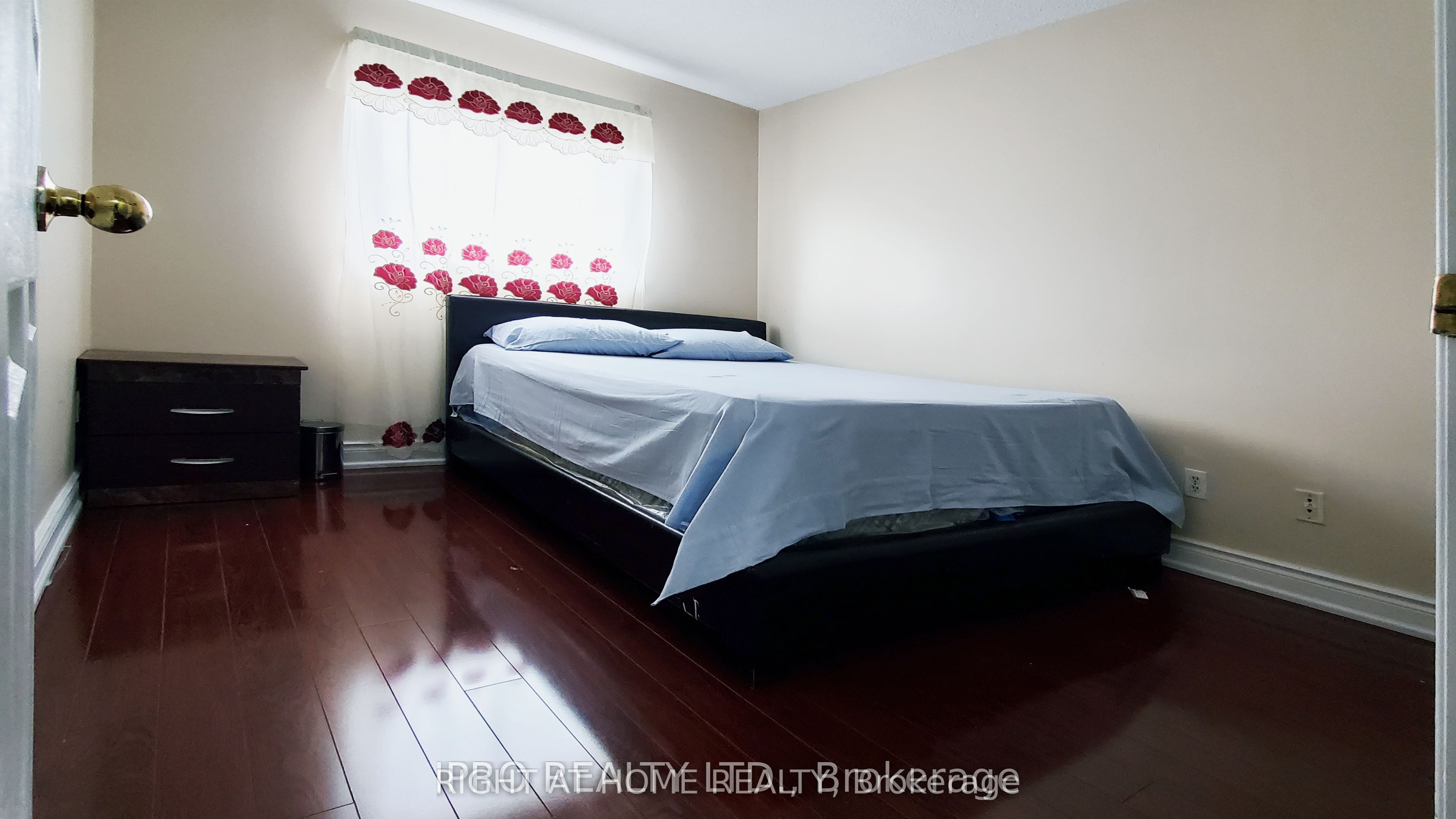 MLS #W12482507 image #10