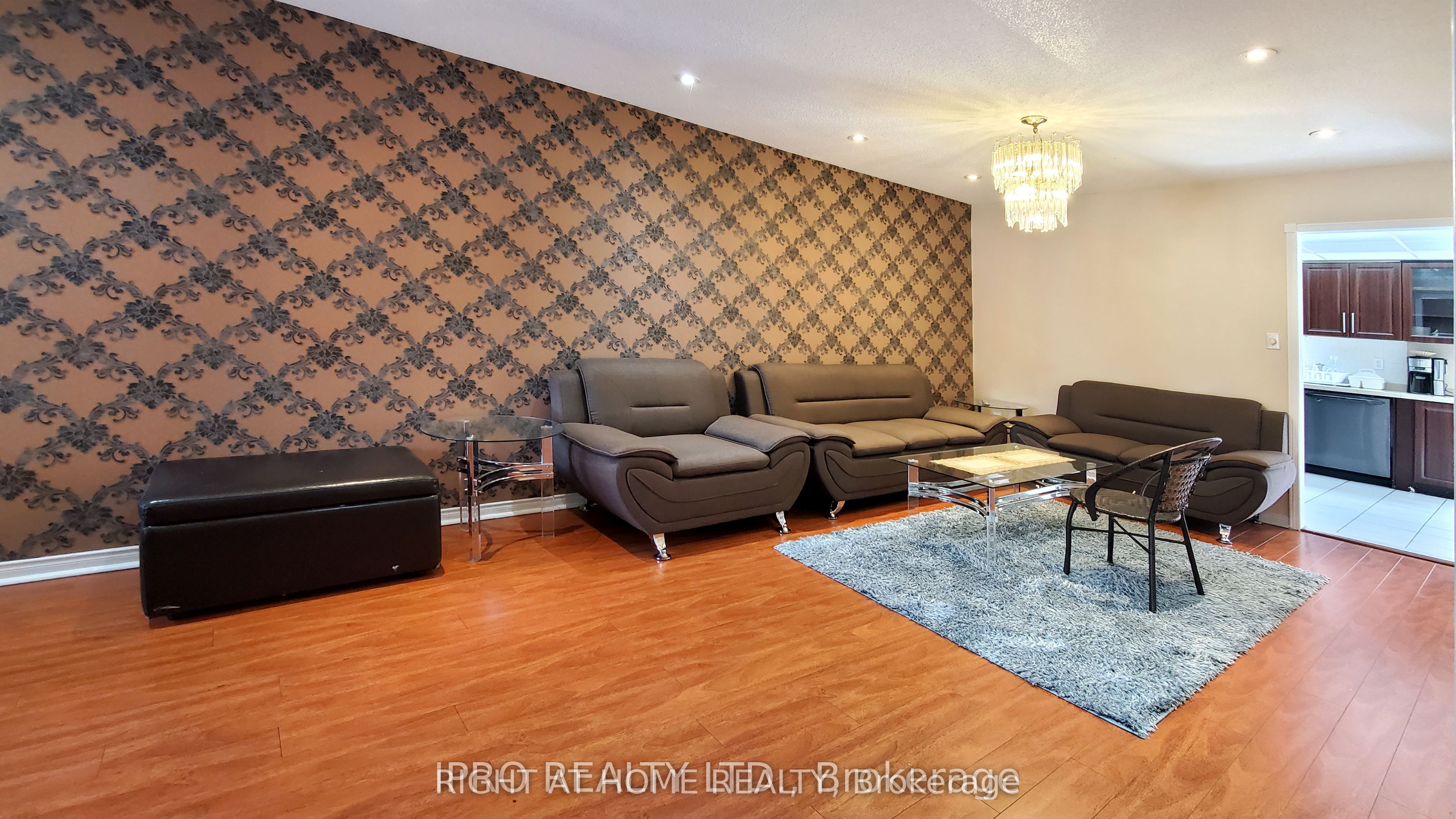 MLS #W12482507 image #3