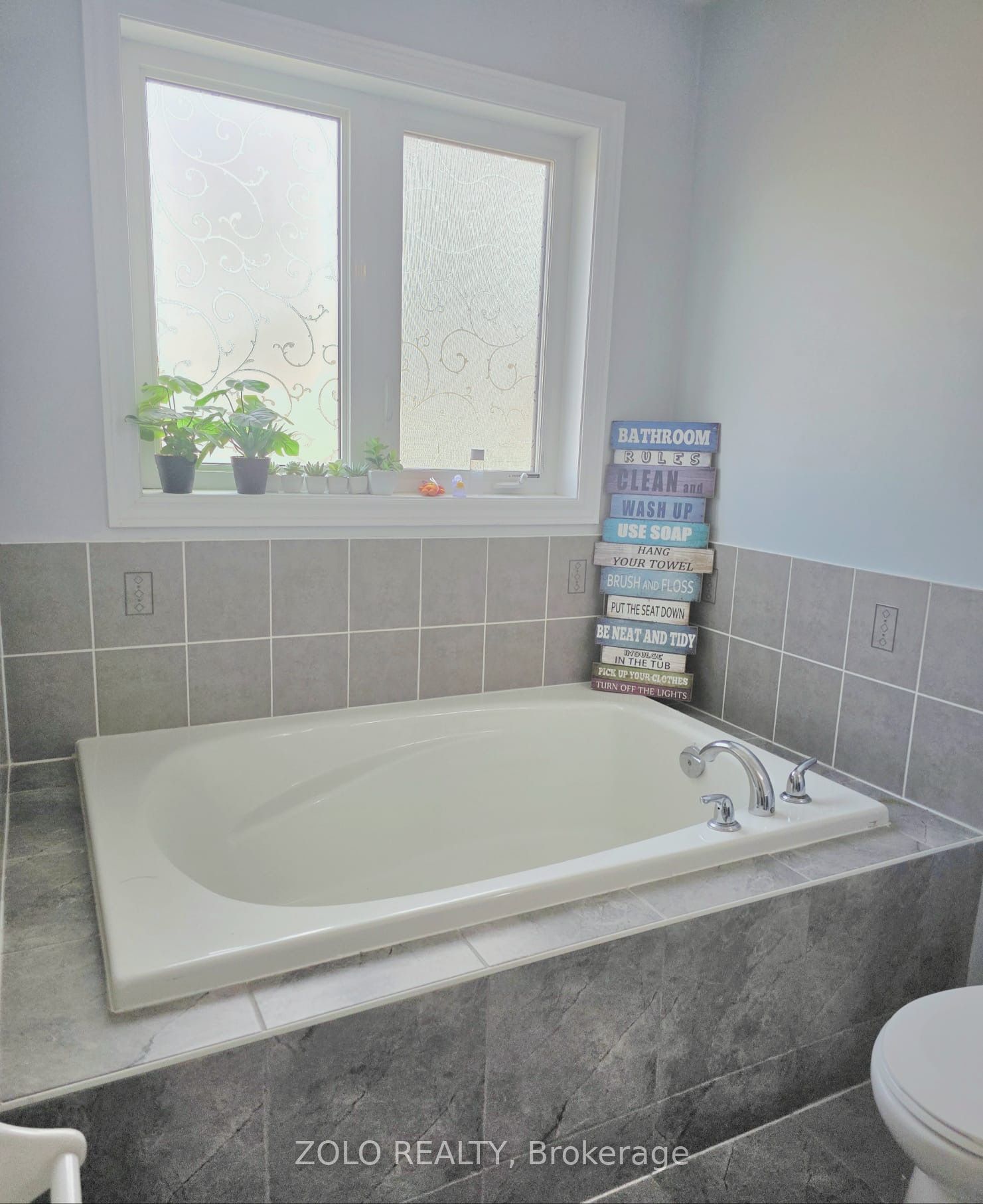 MLS #W12482562 image #16