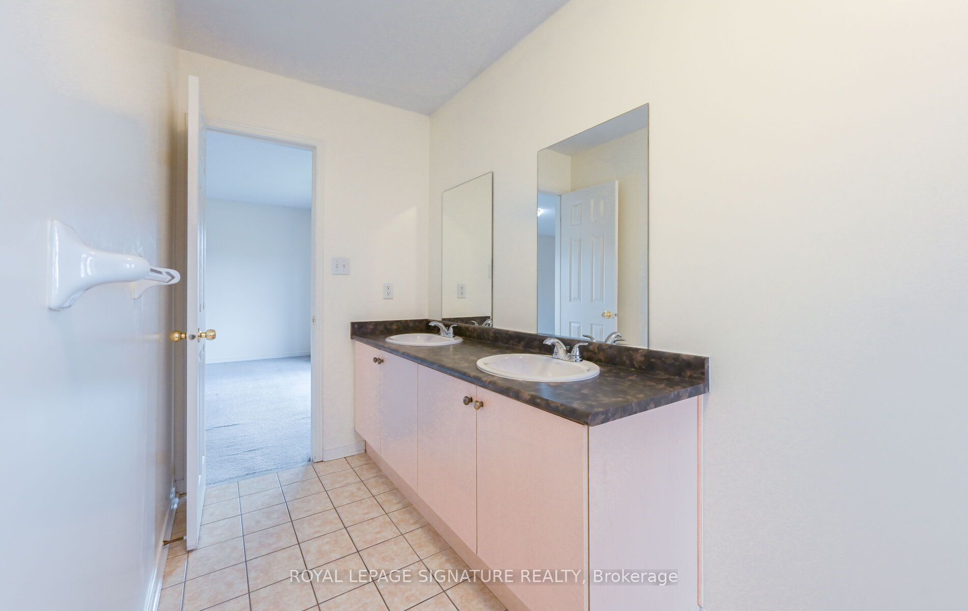 MLS #W12482626 image #31