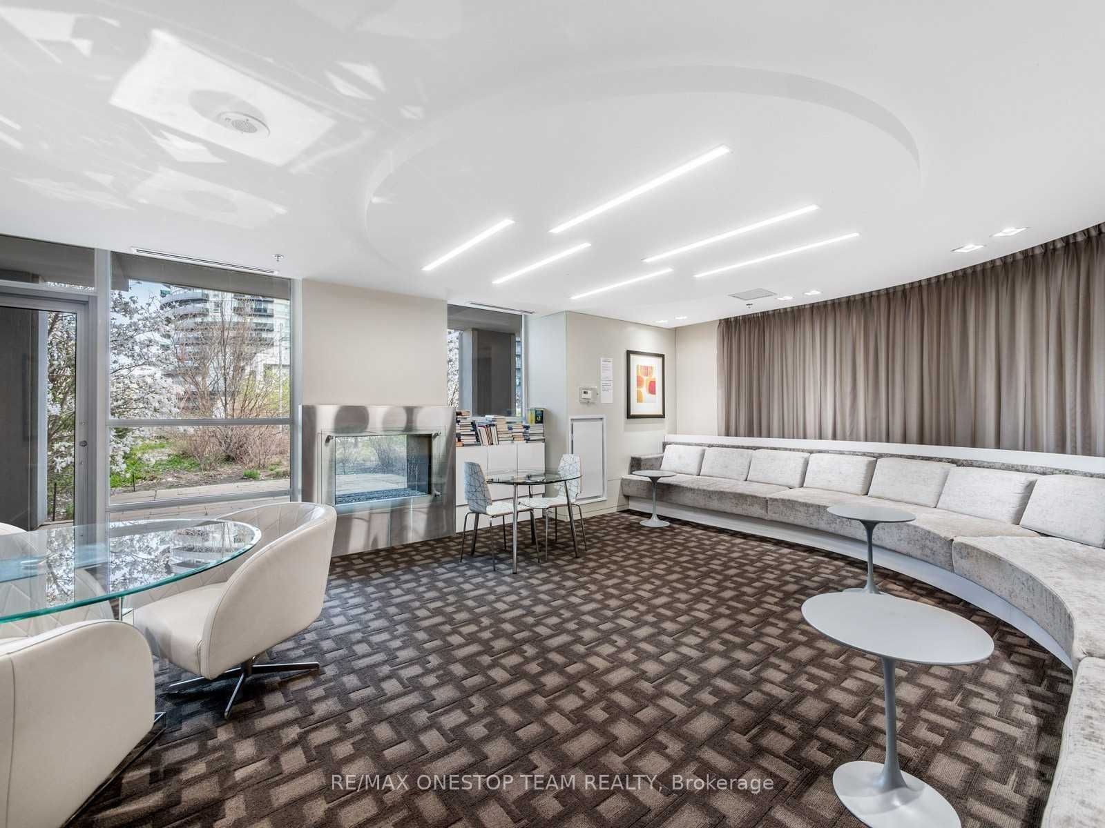 MLS #W12482658 image #16