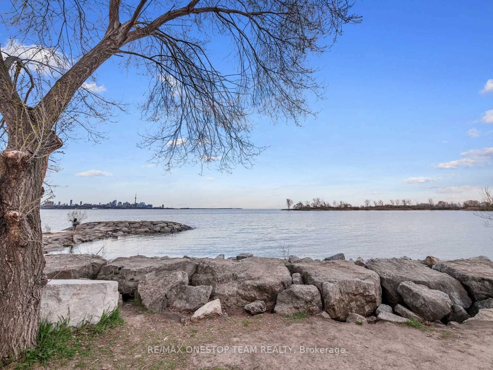 MLS #W12482658 image #17