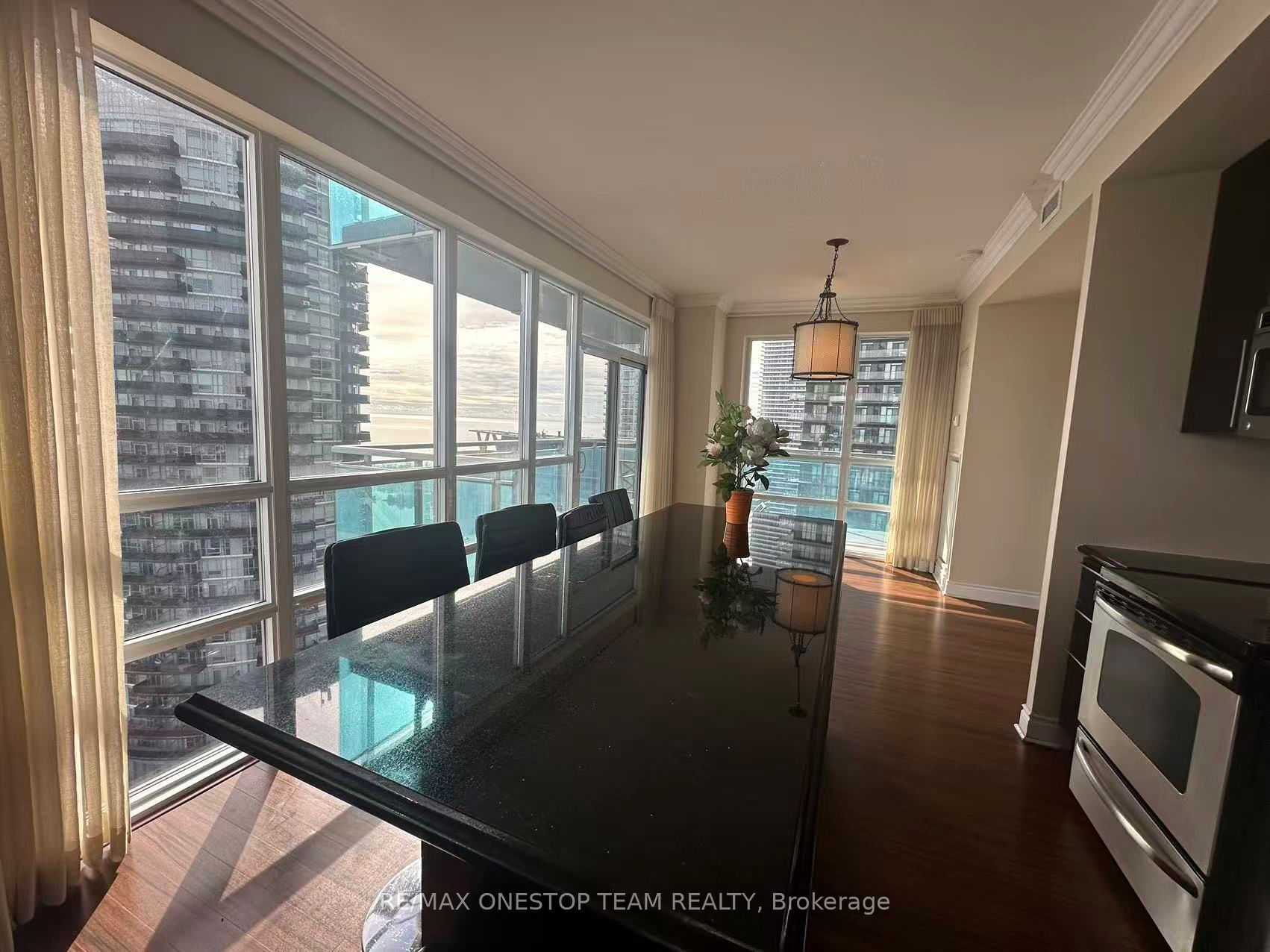 MLS #W12482658 image #4