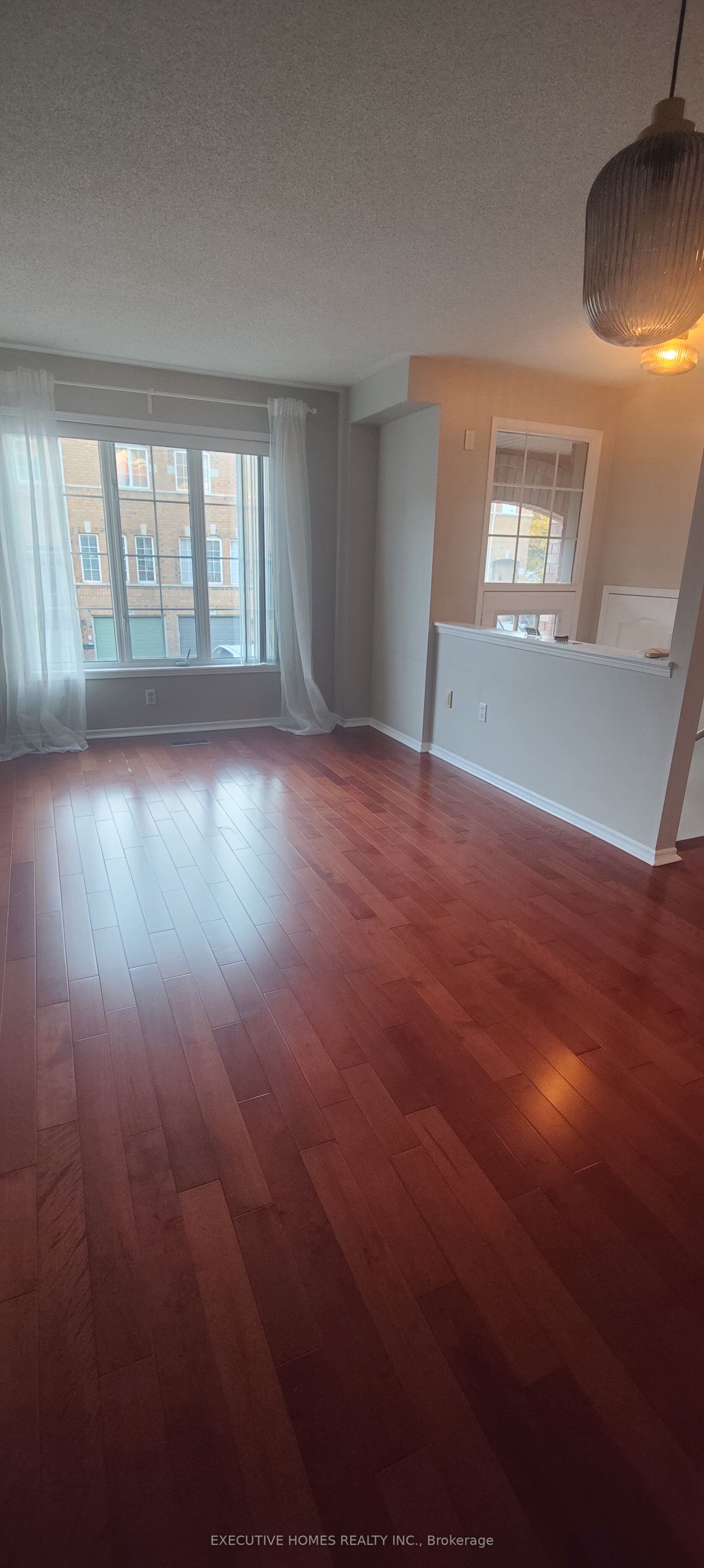 MLS #W12482738 image #3