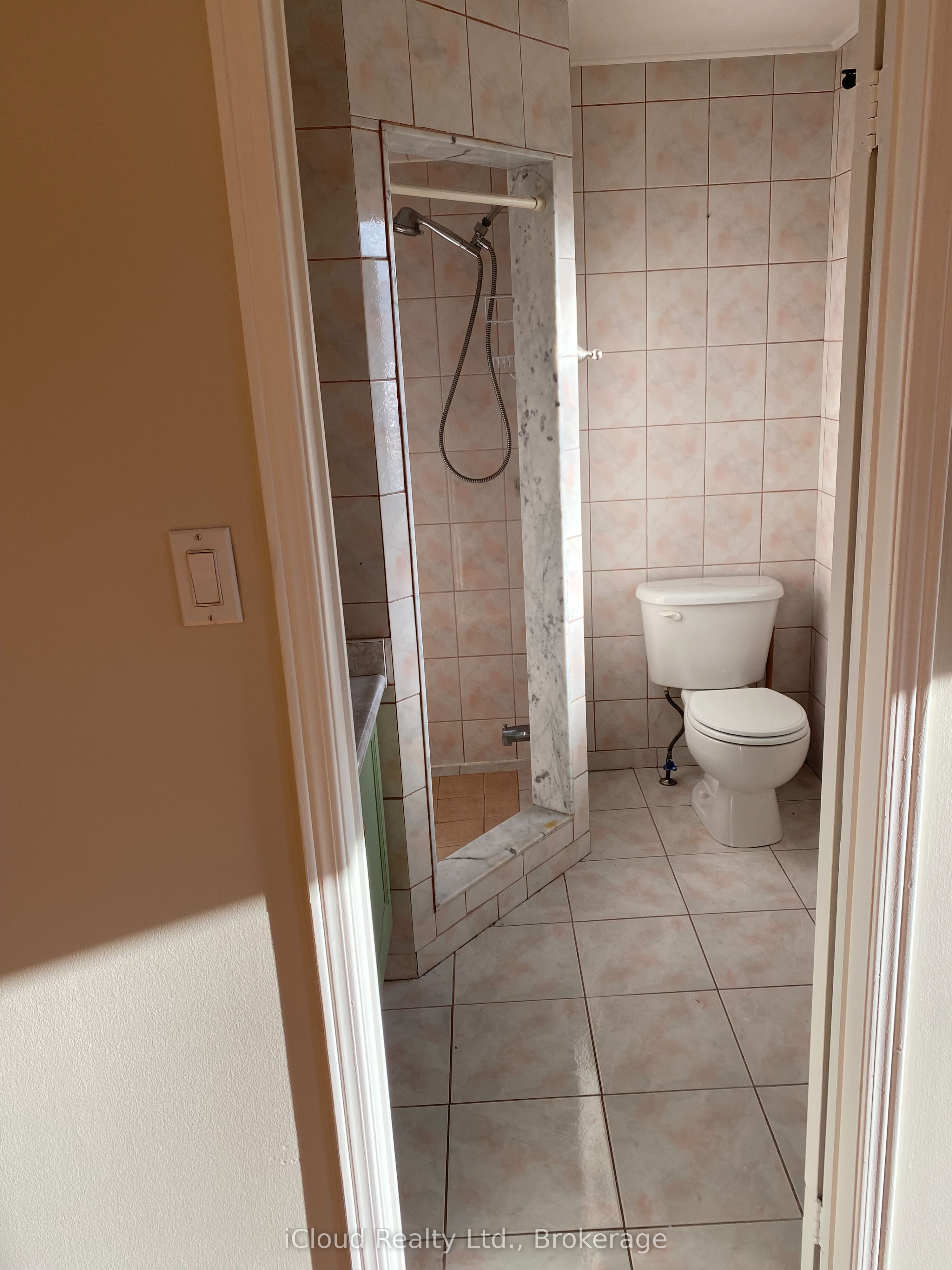 MLS #W12482764 image #10