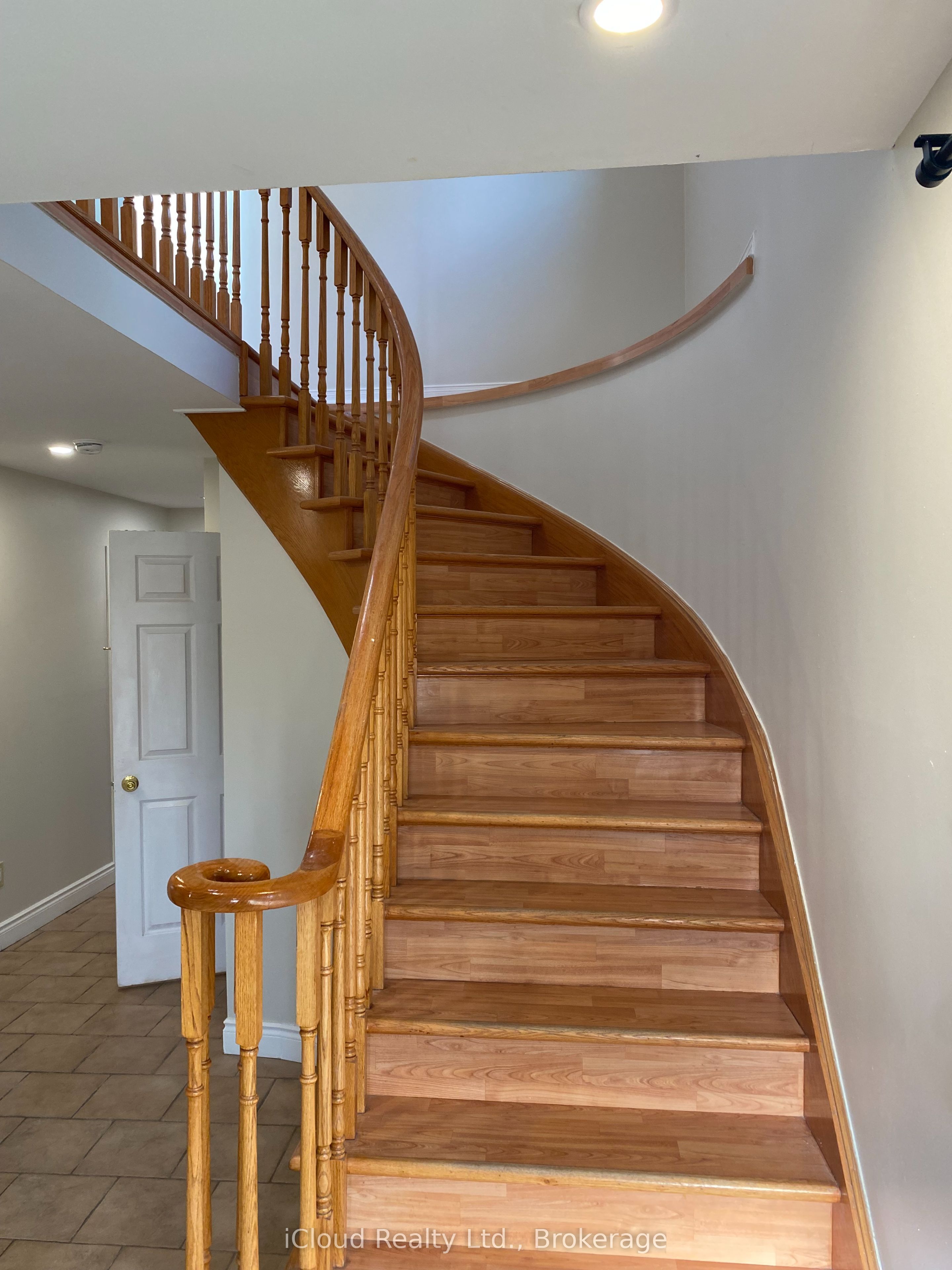 MLS #W12482764 image #6