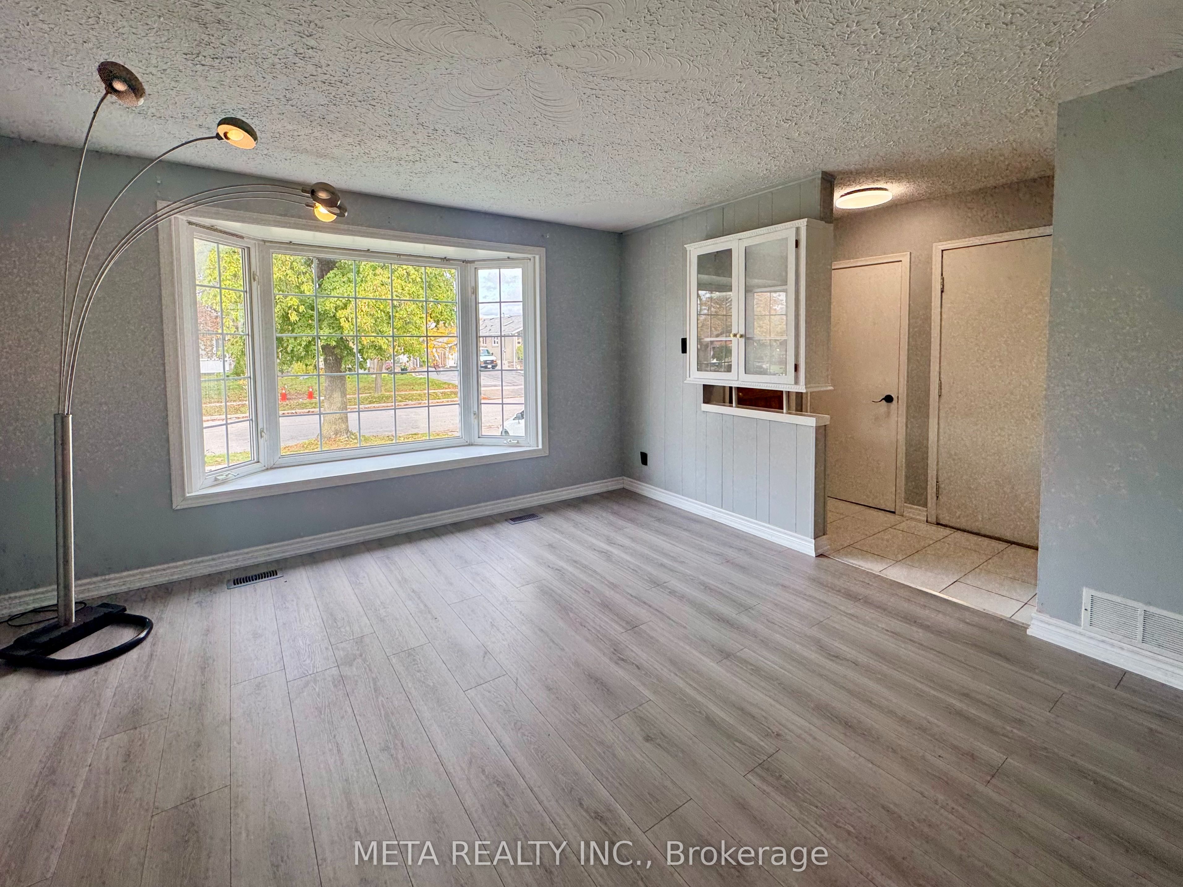 MLS #W12482769 image #1