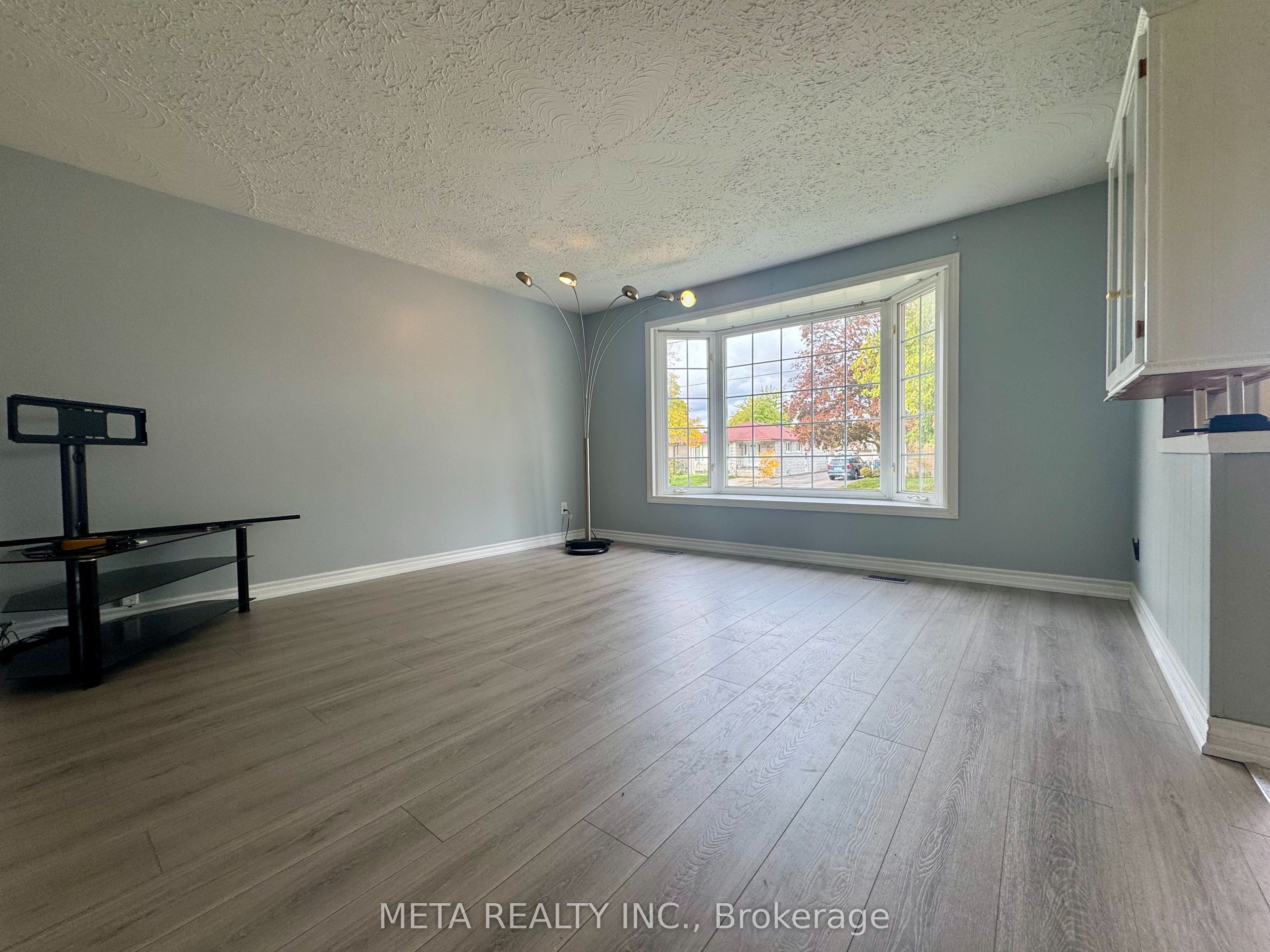 MLS #W12482769 image #2