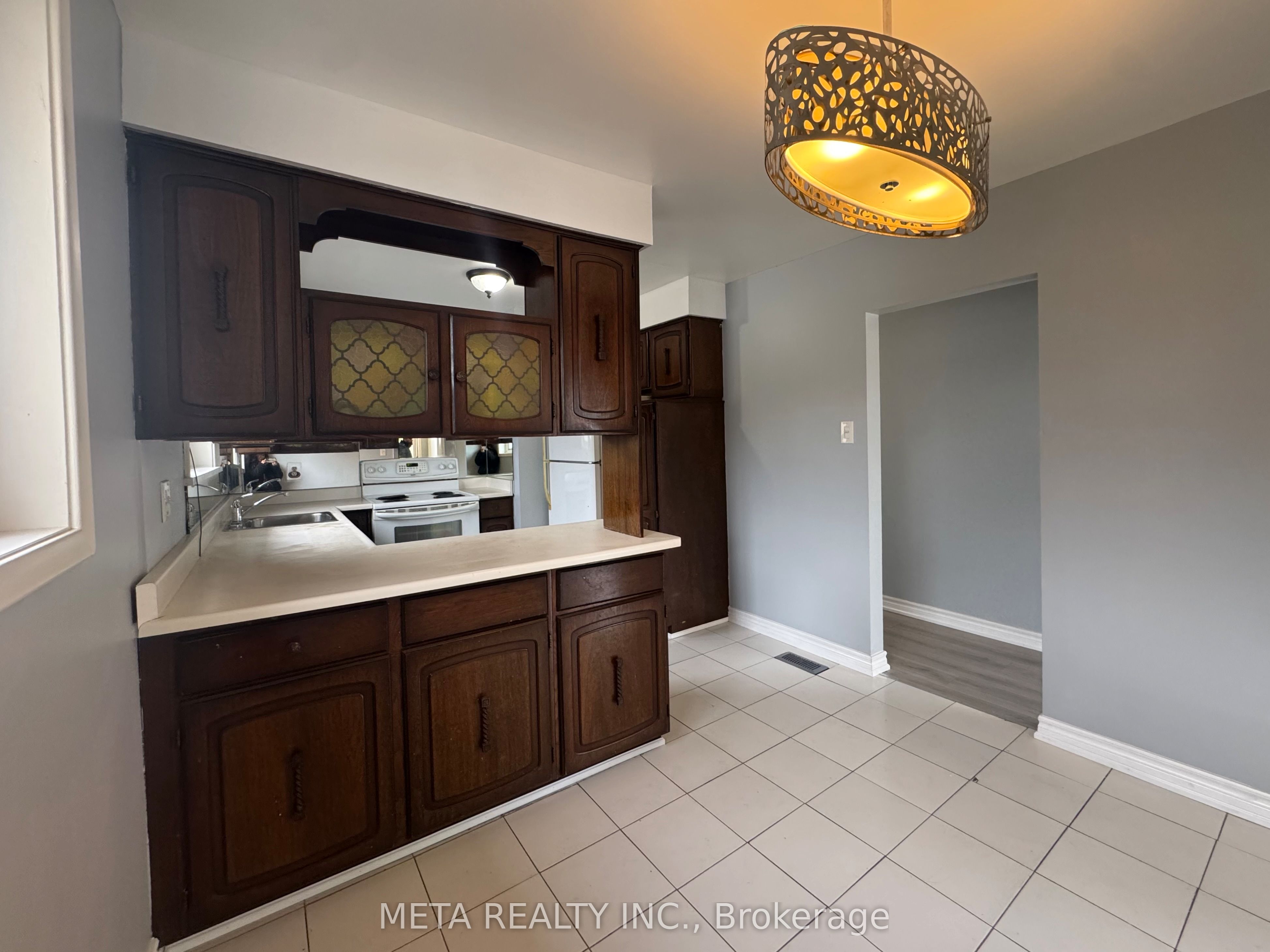 MLS #W12482769 image #6