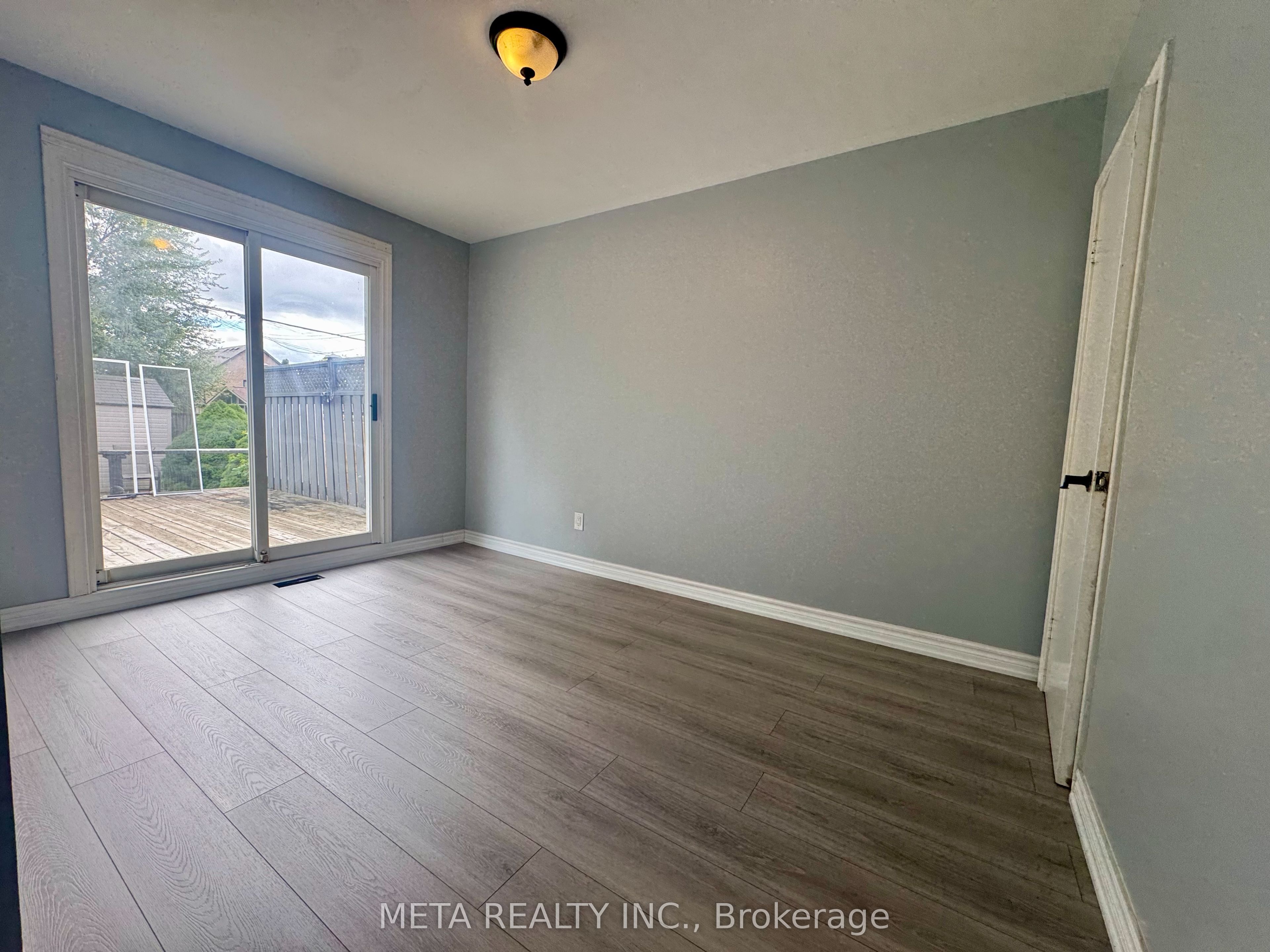 MLS #W12482769 image #9