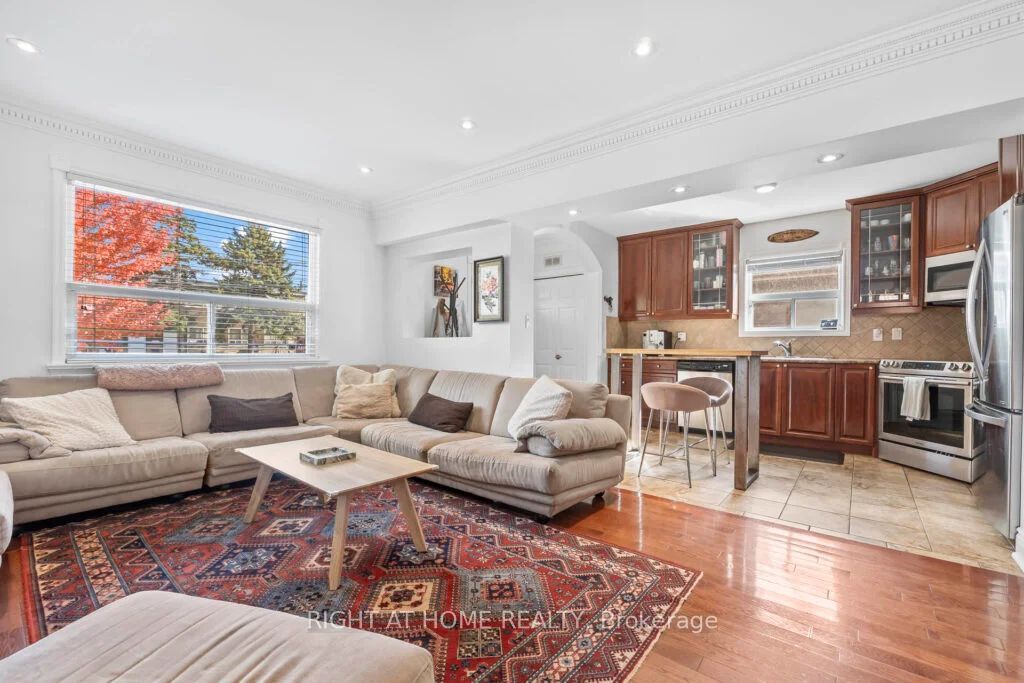 MLS #W12482908 image #10