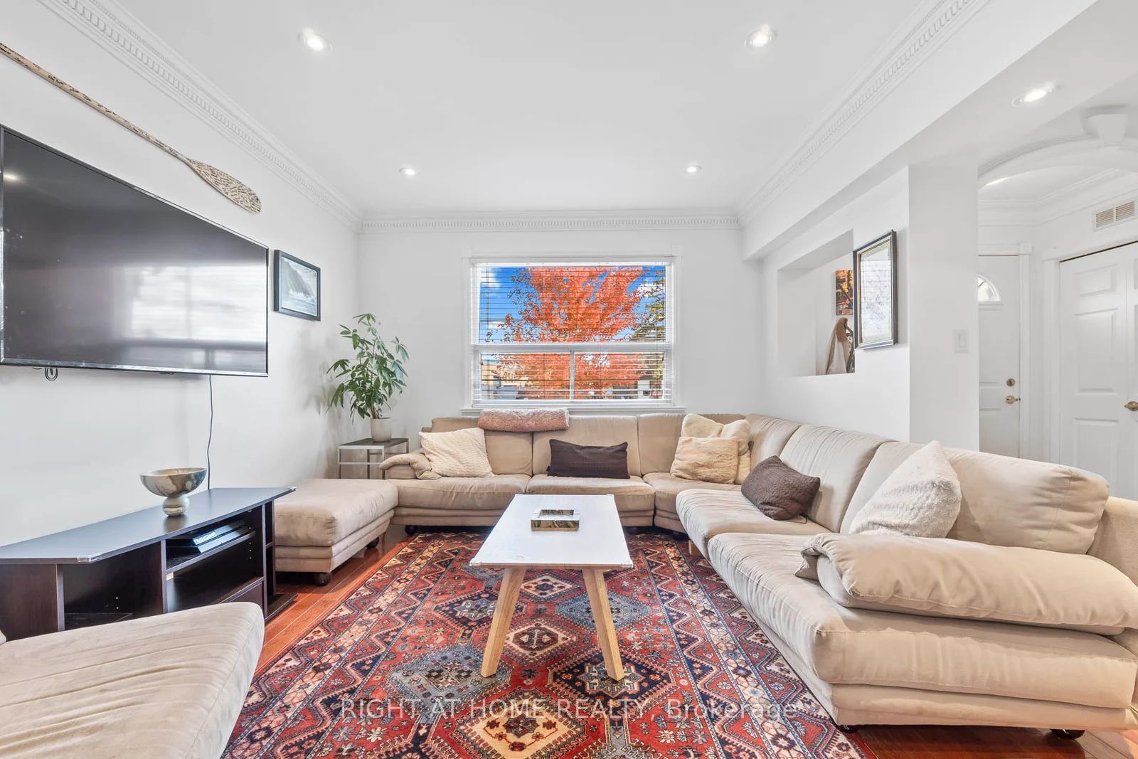 MLS #W12482908 image #9