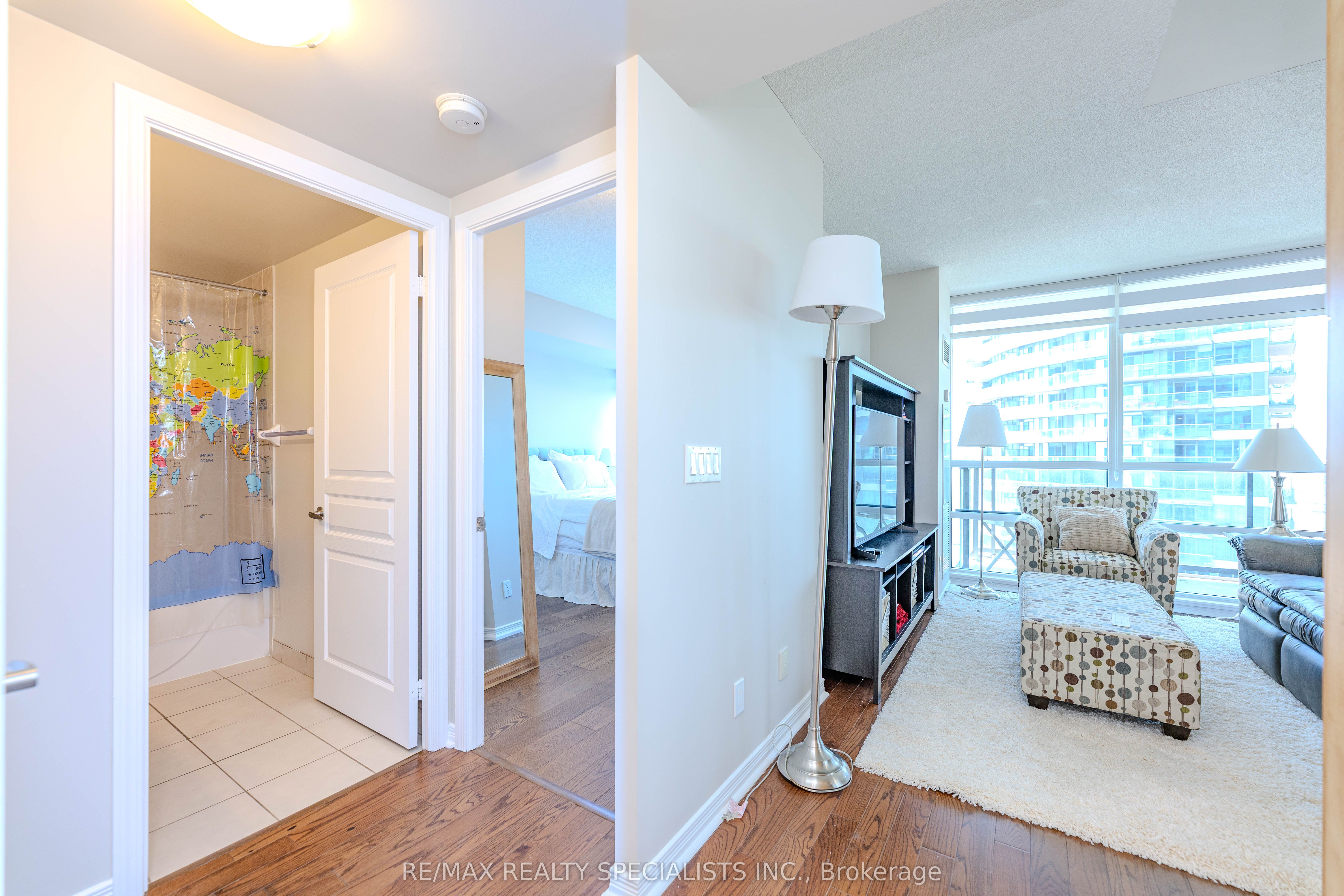 MLS #W12483135 image #16