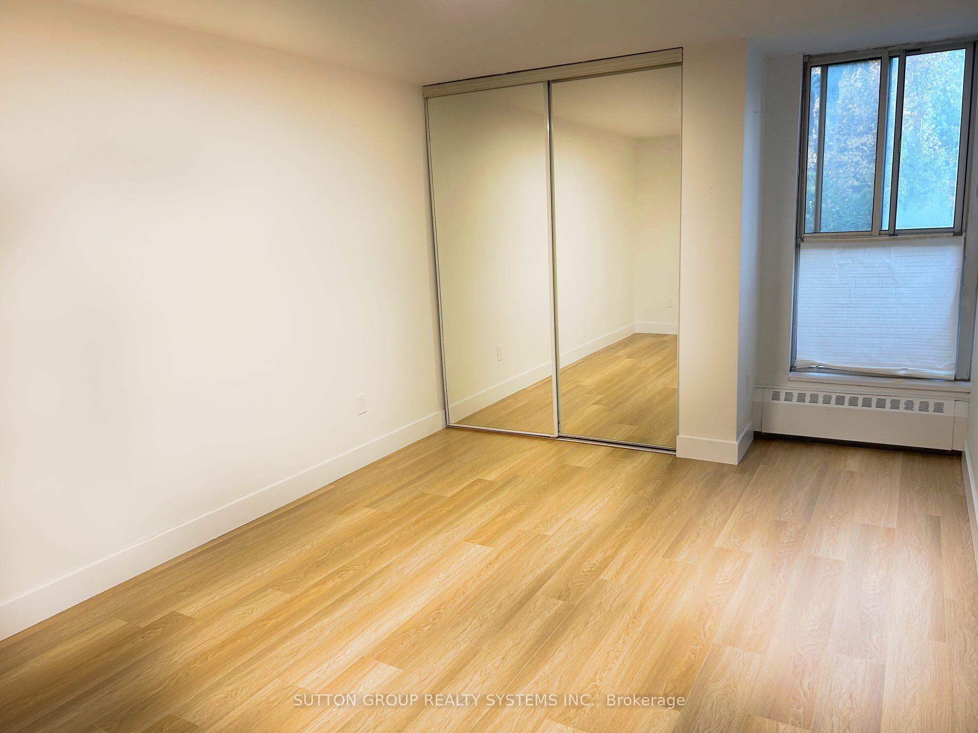 MLS #W12483223 image #4