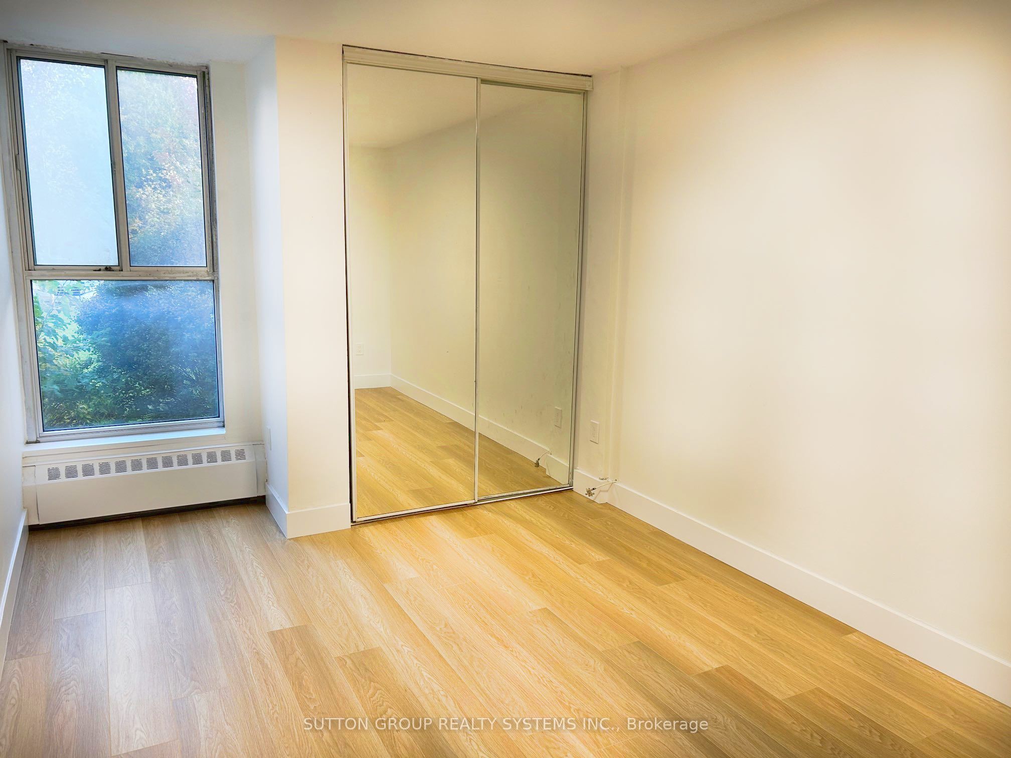 MLS #W12483223 image #5