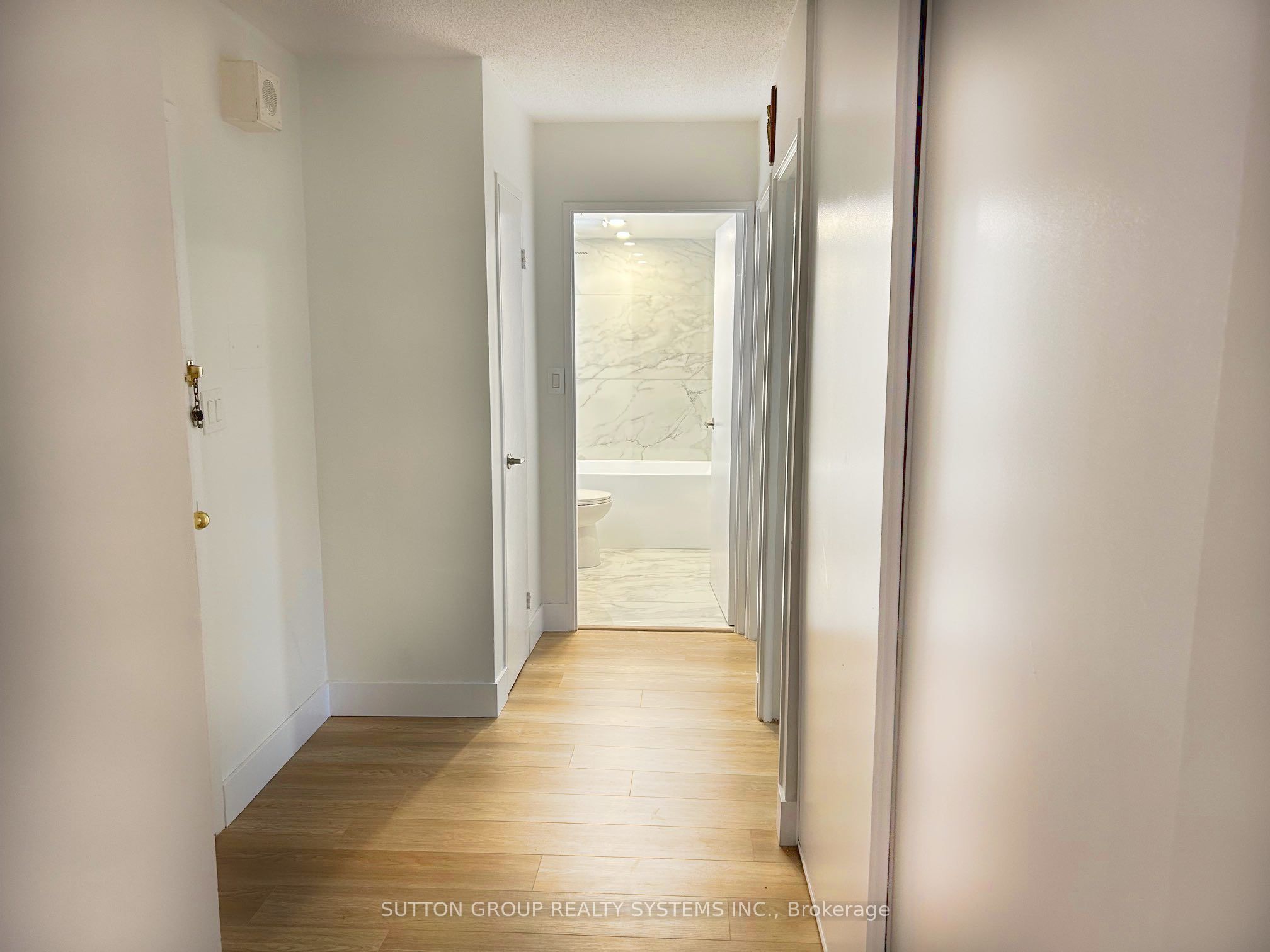 MLS #W12483223 image #6