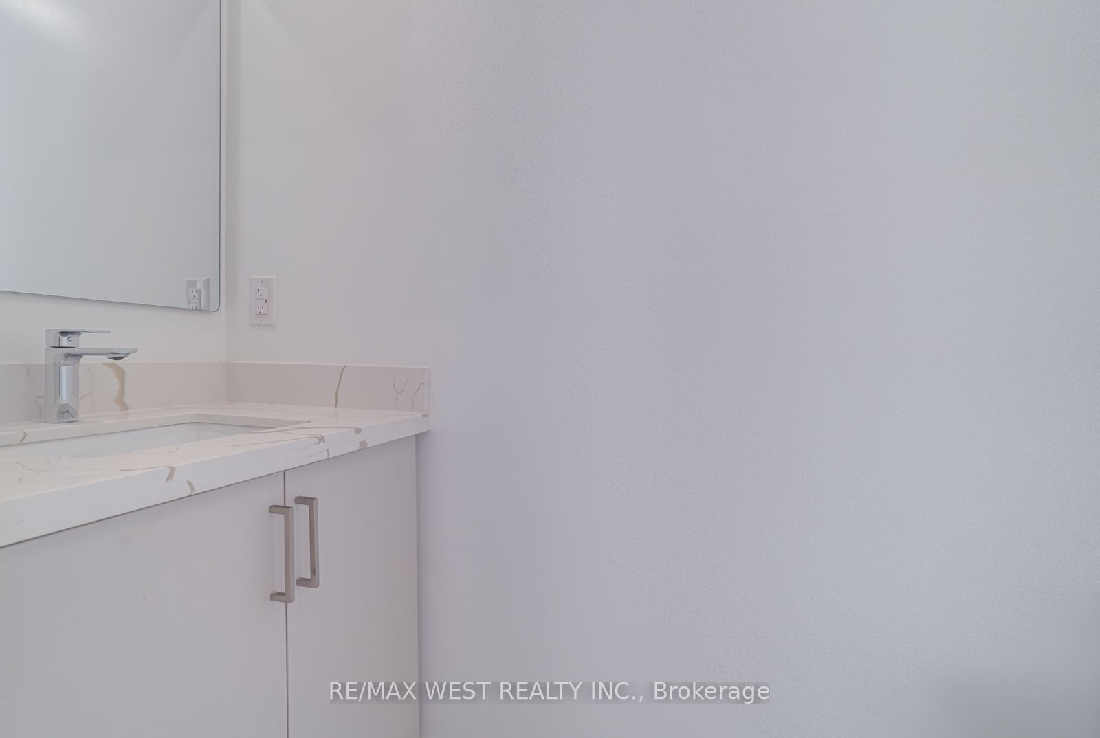 MLS #W12483321 image #6