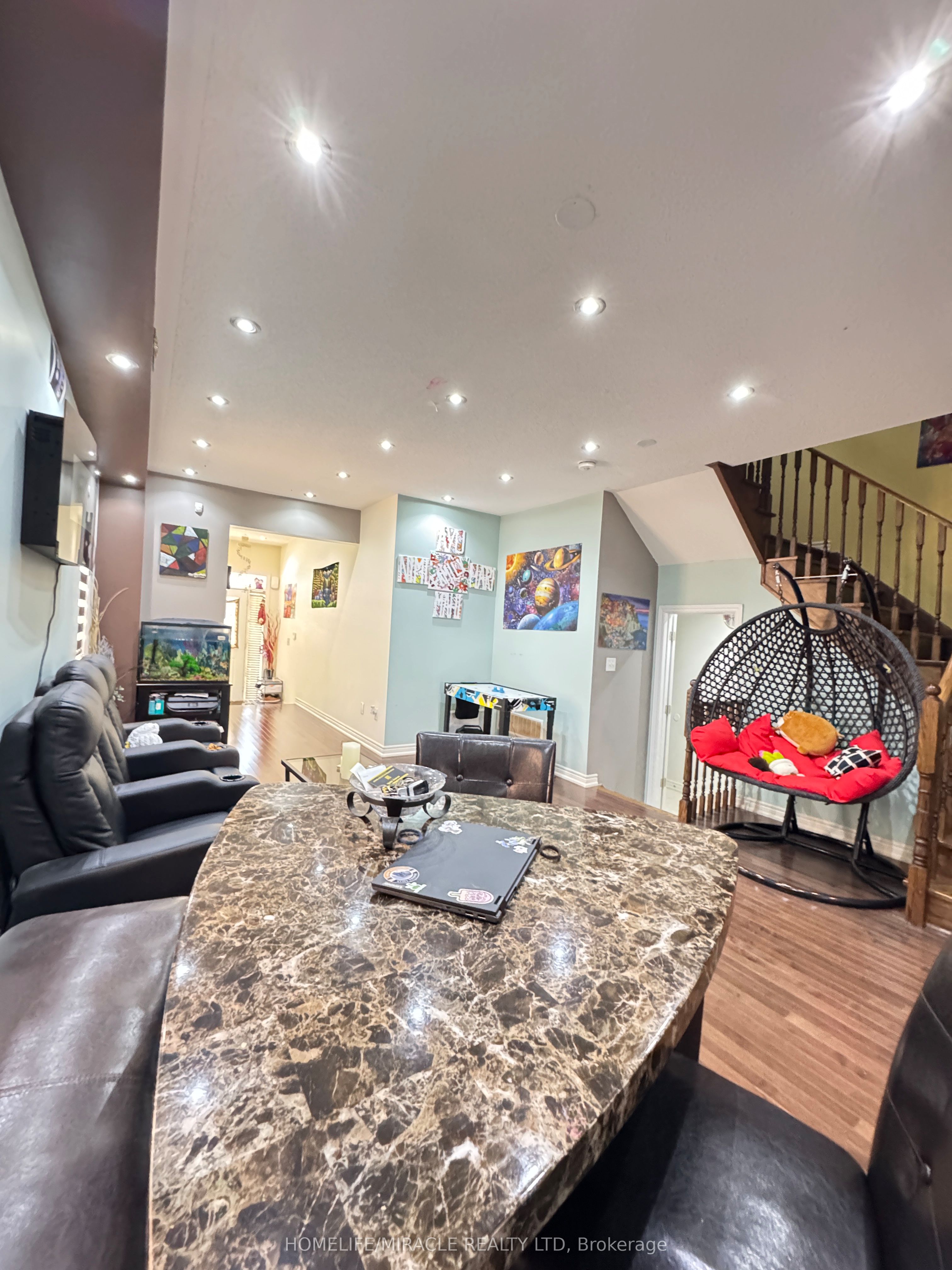 MLS #W12483334 image #7