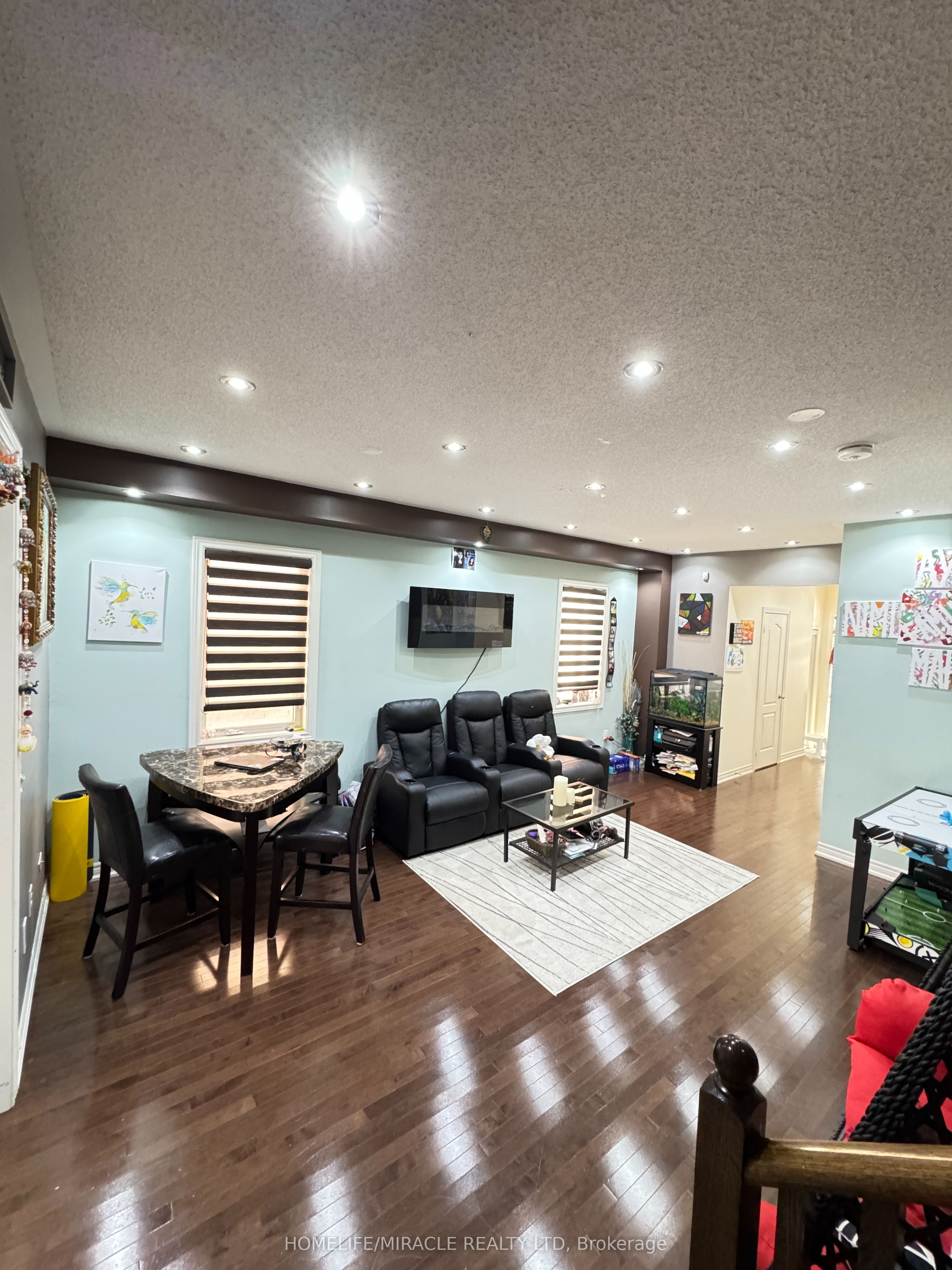 MLS #W12483334 image #8