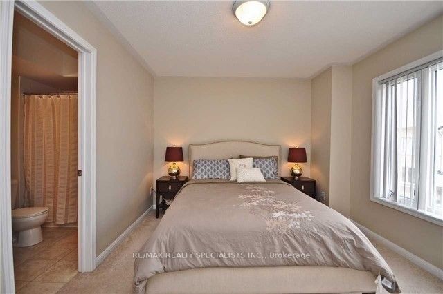 MLS #W12483367 image #8