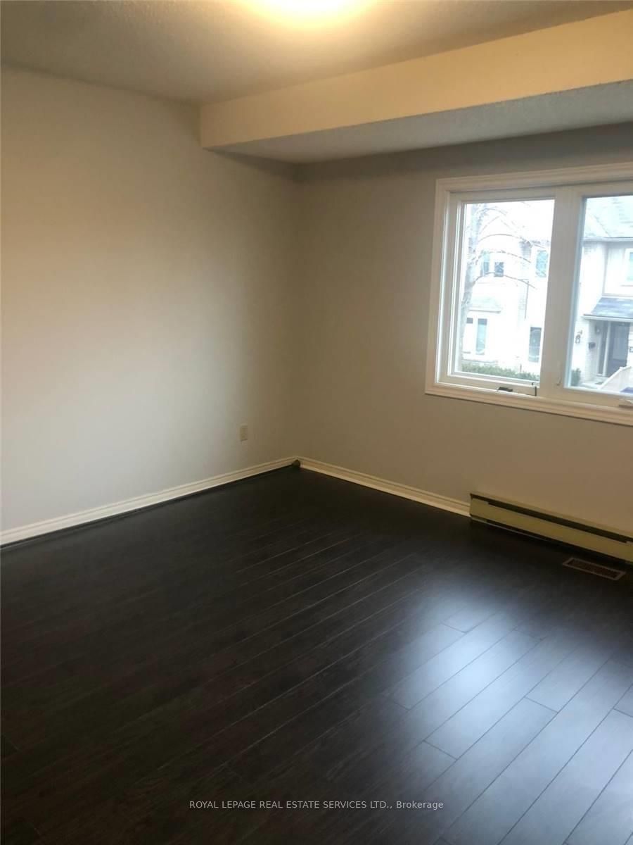 MLS #W12483490 image #24