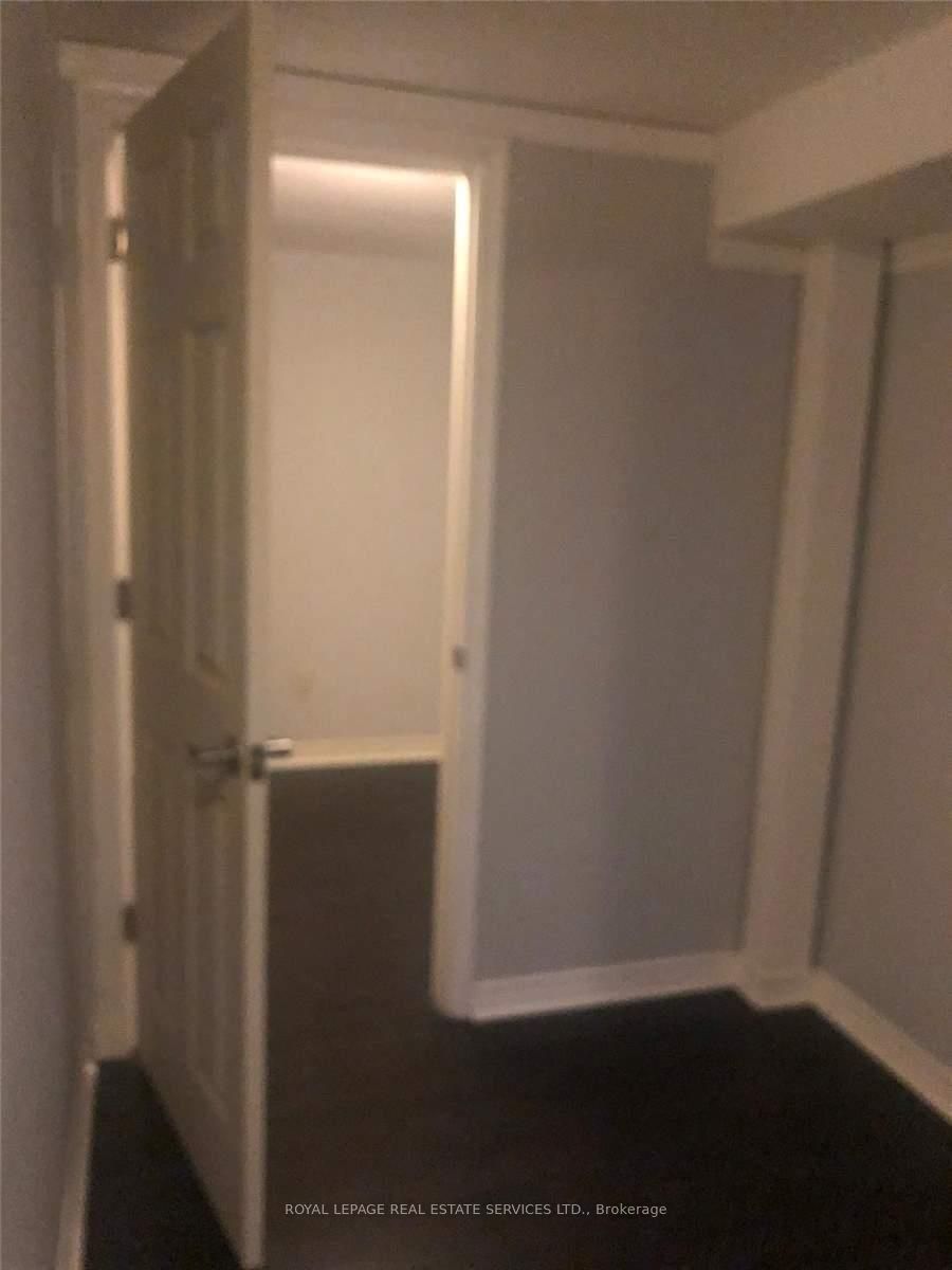 MLS #W12483490 image #4