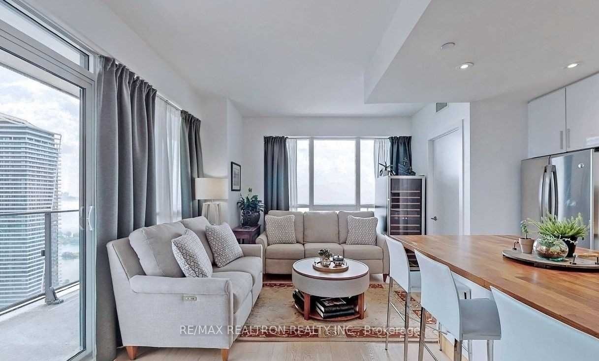 MLS #W12483503 image #1