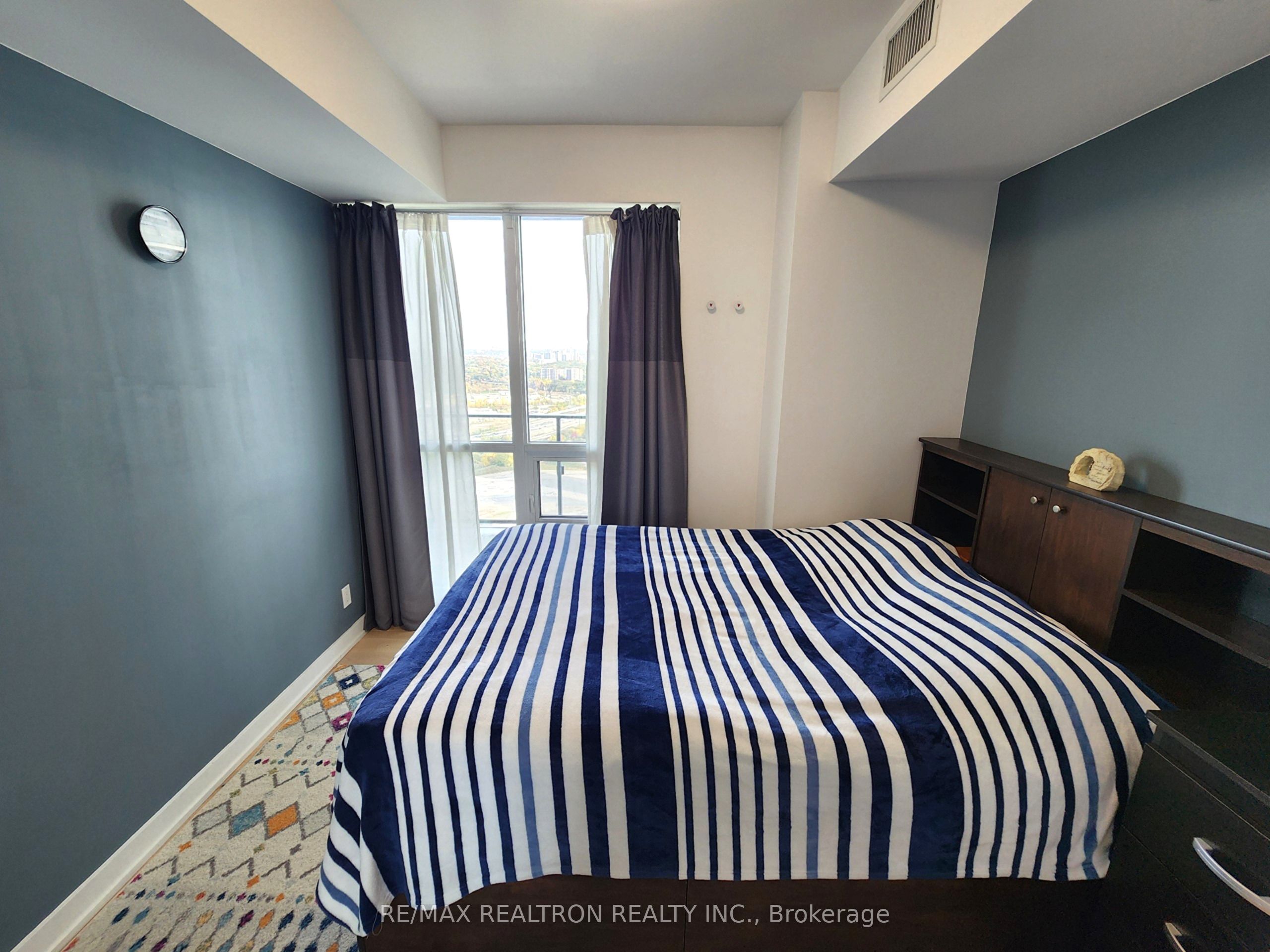 MLS #W12483503 image #3