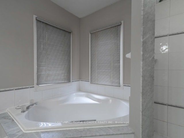 MLS #W12483699 image #12