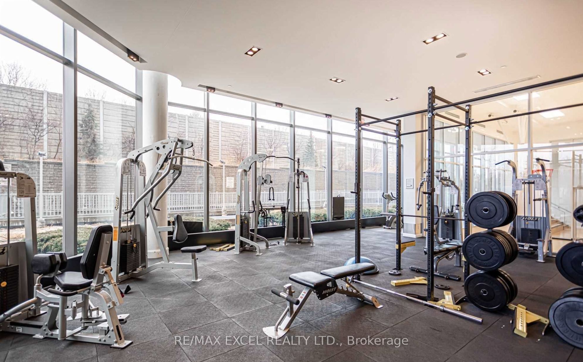 MLS #W12483942 image #10