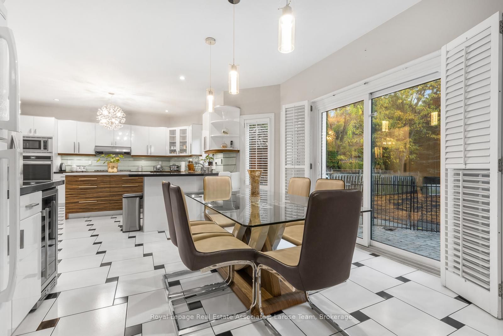 MLS #W12484036 image #10