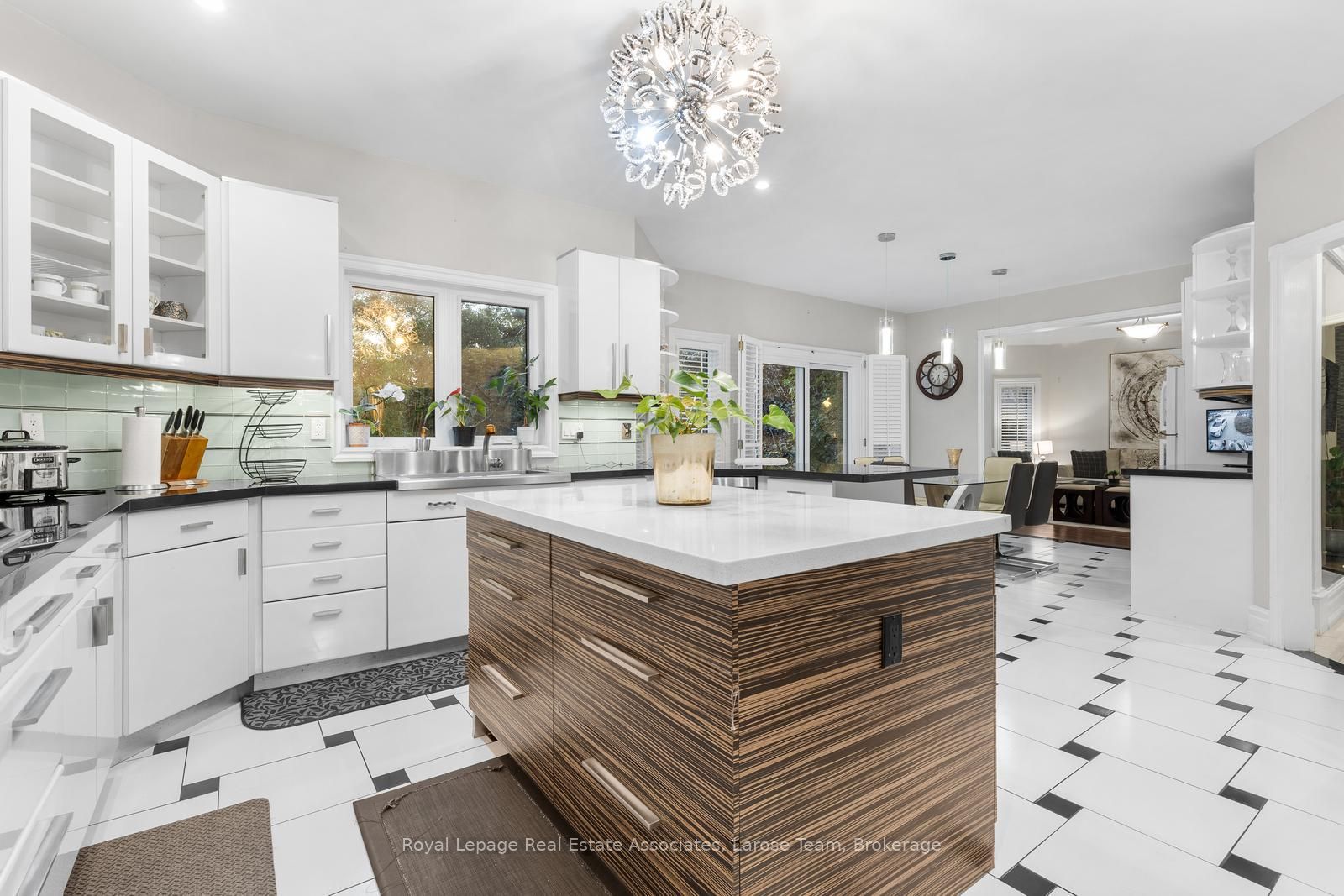 MLS #W12484036 image #13