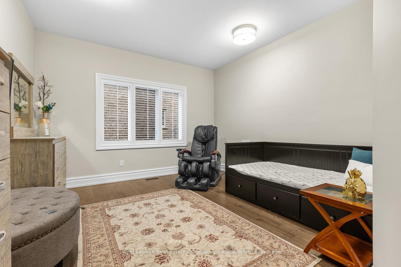 MLS #W12484036 image #15