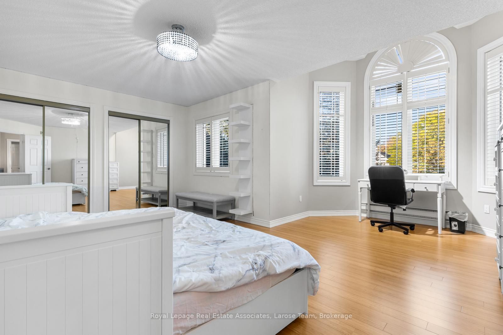 MLS #W12484036 image #24