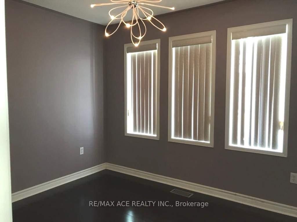 MLS #W12484143 image #10