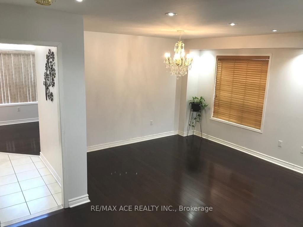 MLS #W12484143 image #2