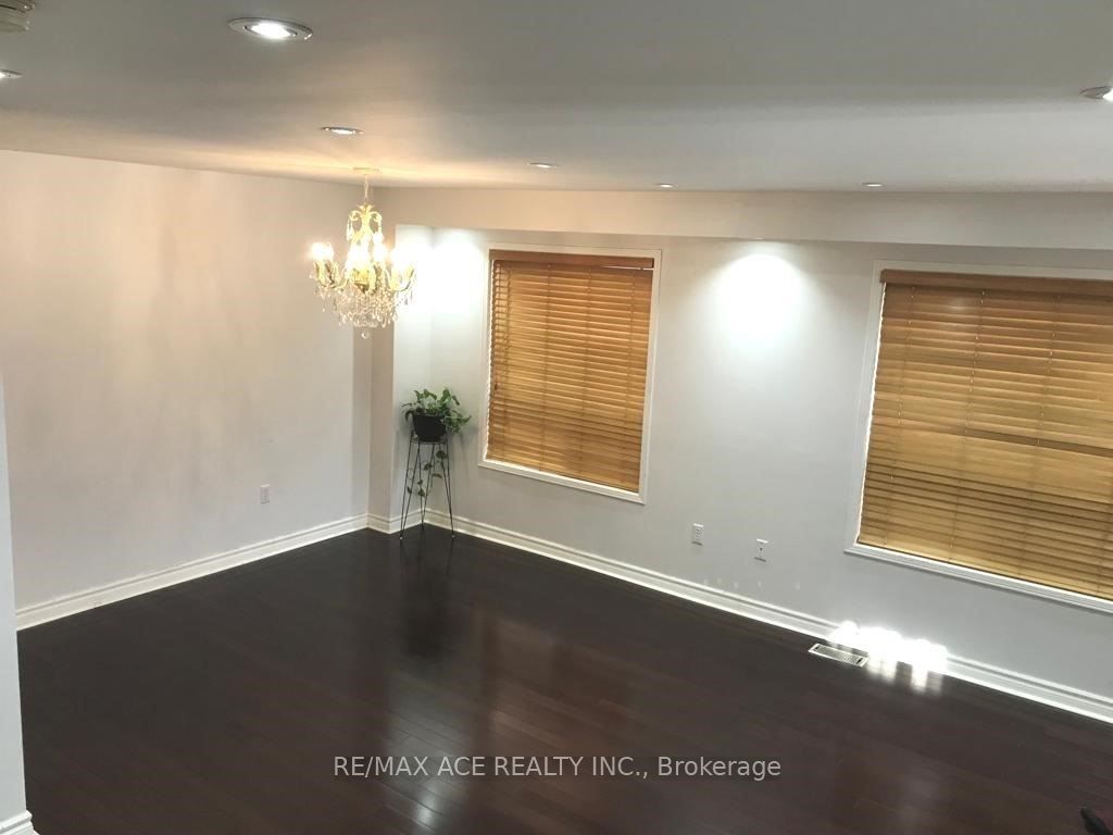 MLS #W12484143 image #3