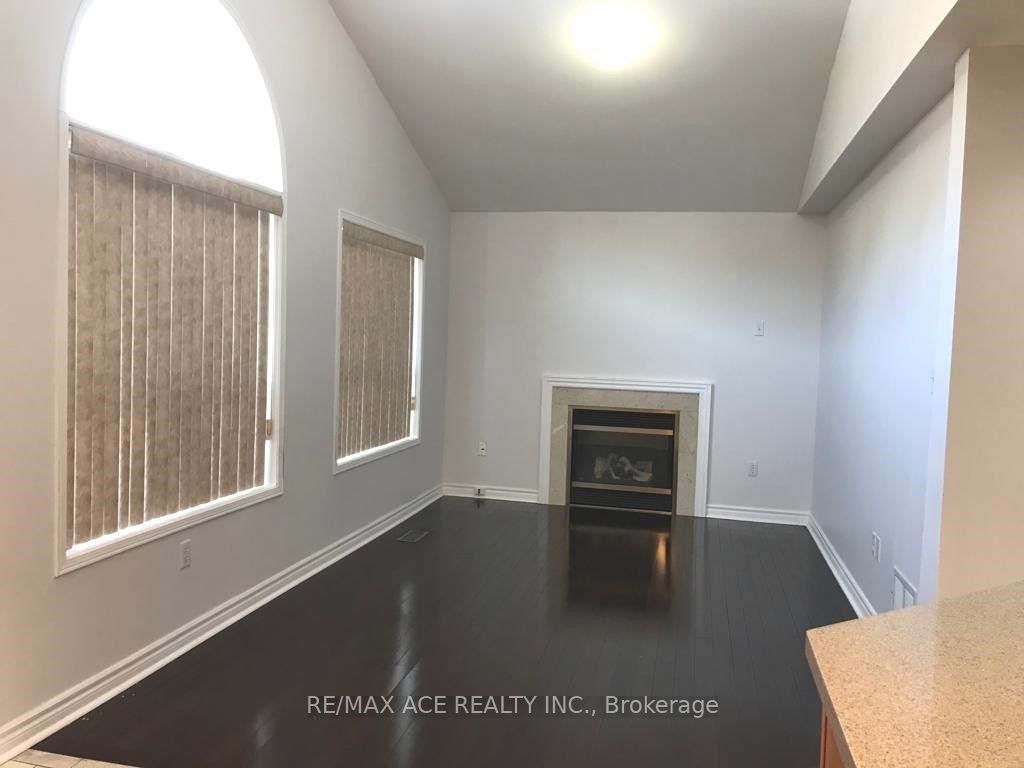 MLS #W12484143 image #4