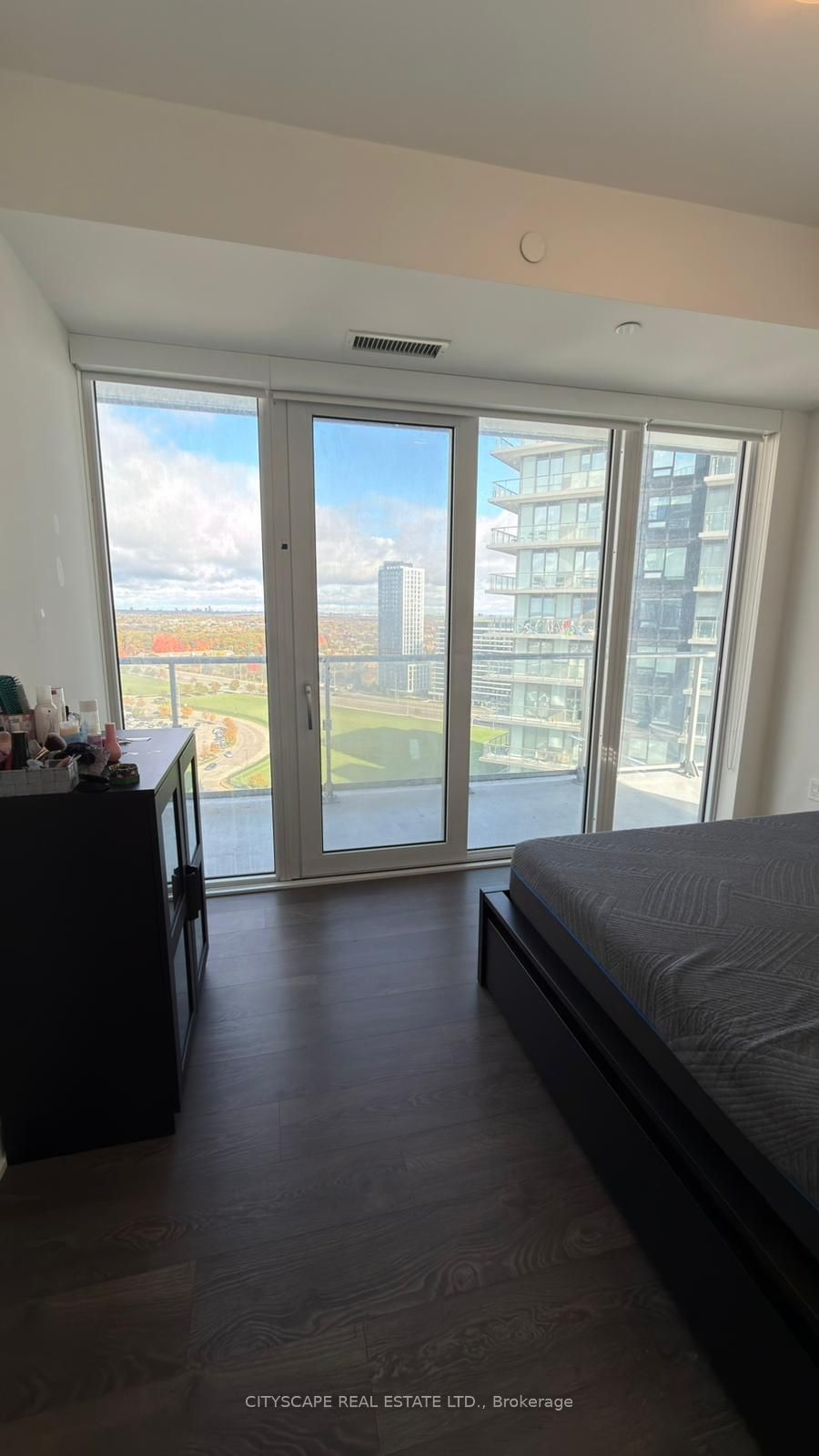 MLS #W12484254 image #4