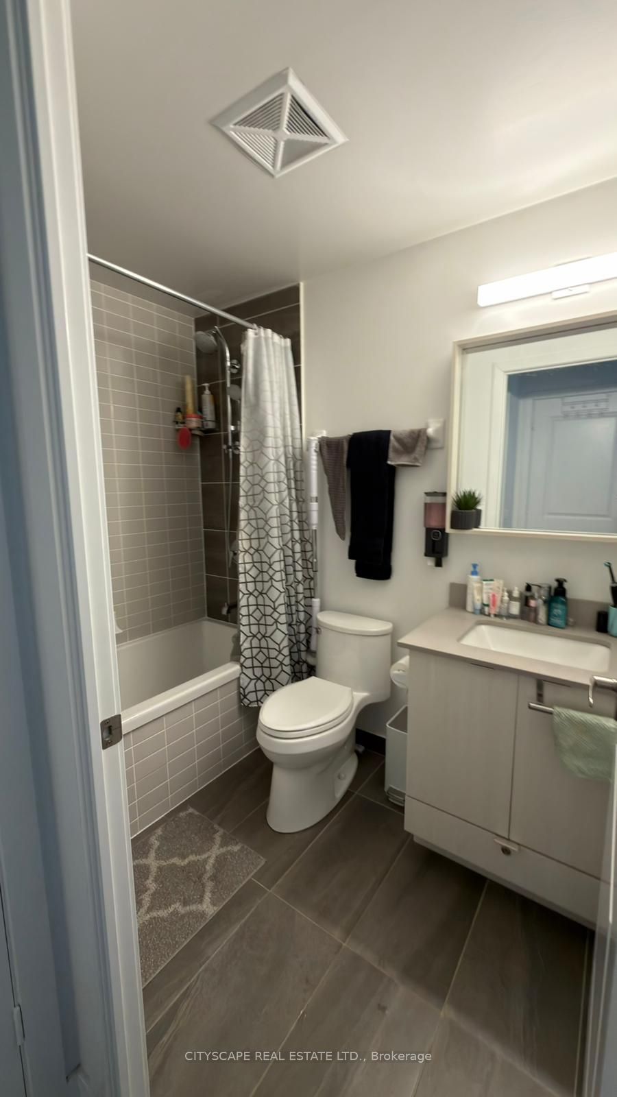 MLS #W12484254 image #7