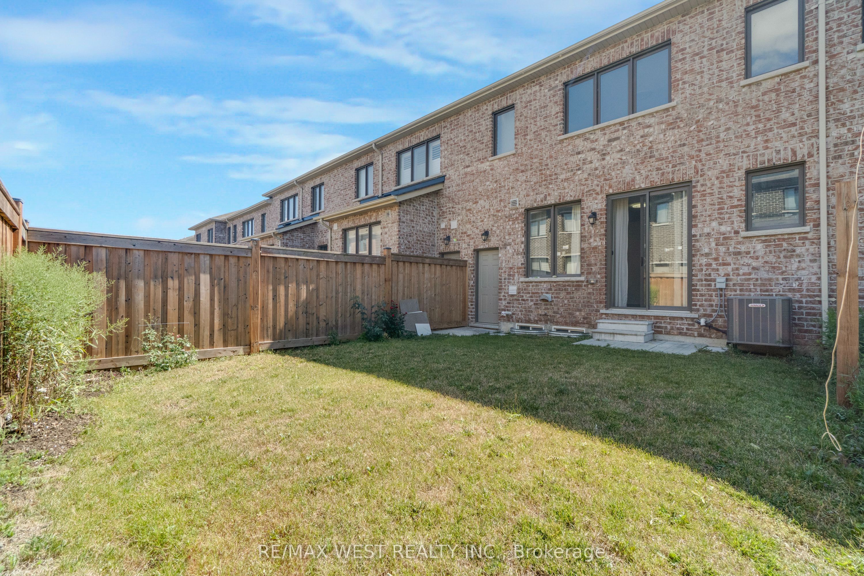 MLS #W12484276 image #9