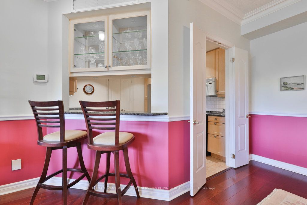 MLS #W12484452 image #12