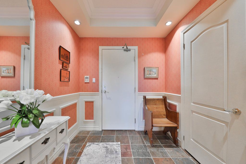 MLS #W12484452 image #5