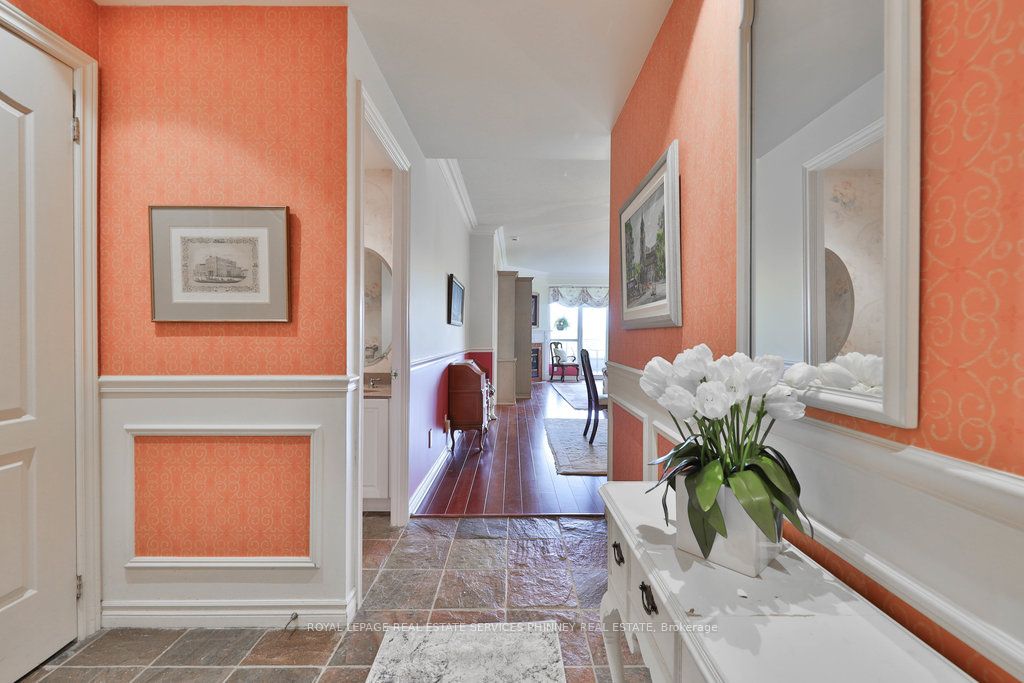 MLS #W12484452 image #6