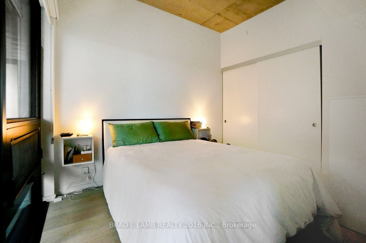 MLS #W12484538 image #6