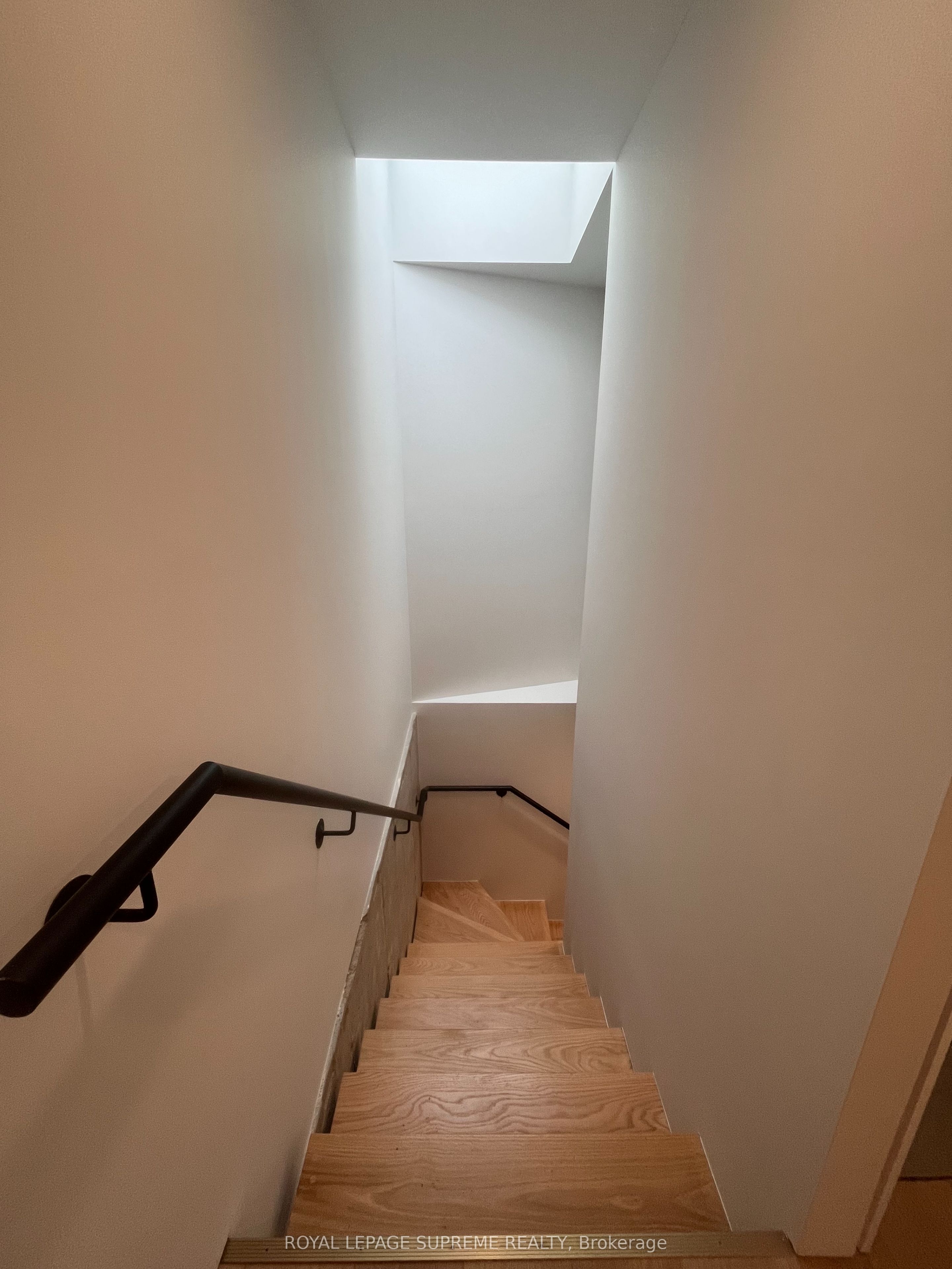 MLS #W12484677 image #9