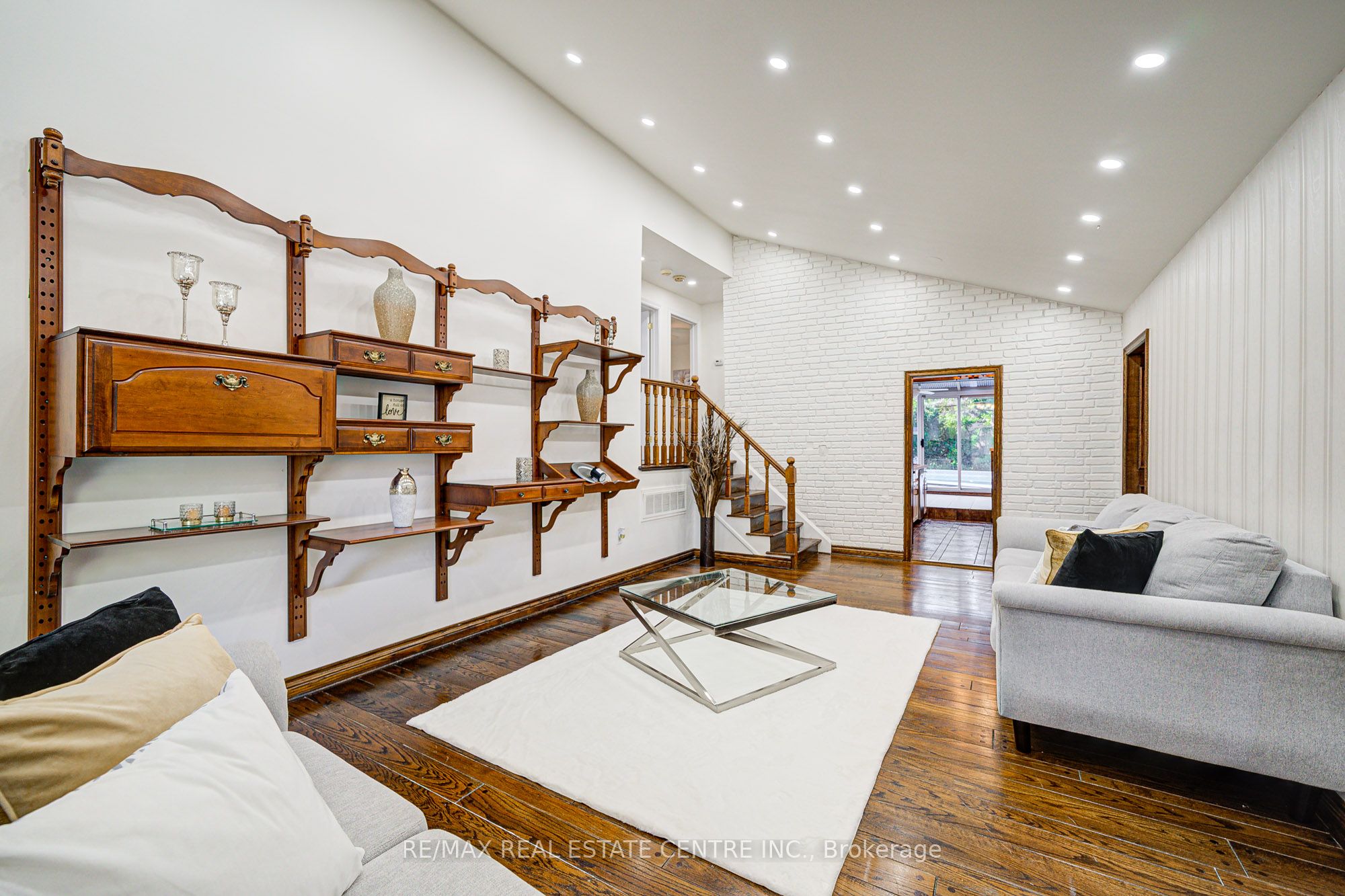 MLS #W12484748 image #10