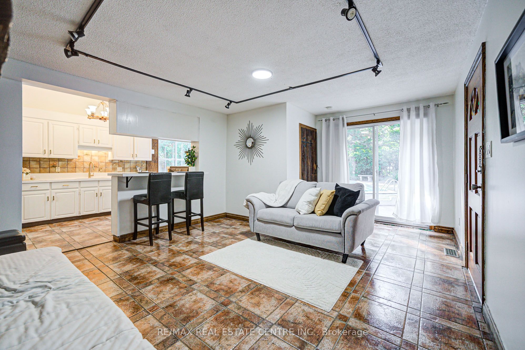 MLS #W12484748 image #6